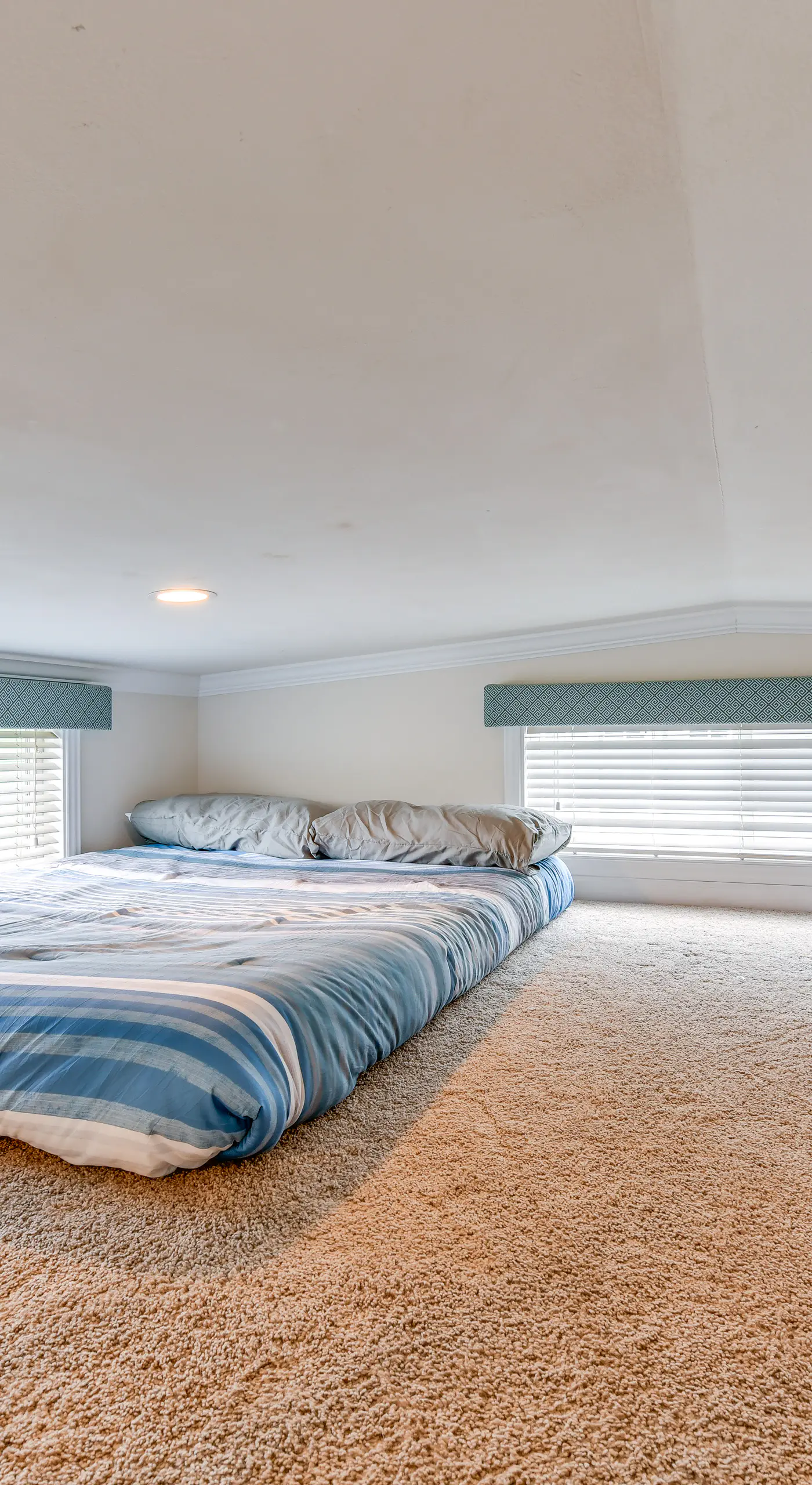 Waterfront Lake Norman Cabin w/ Screened Porch!