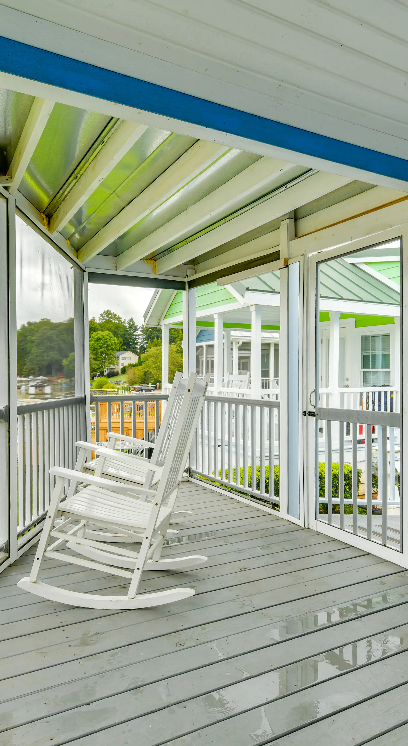 Waterfront Lake Norman Cabin w/ Screened Porch!