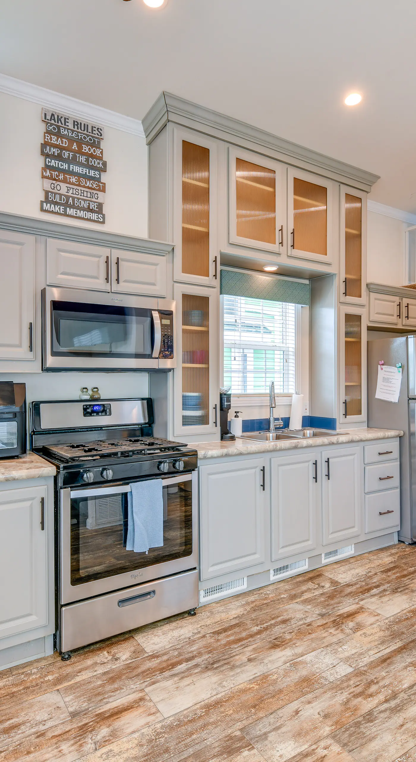 Waterfront Lake Norman Cabin w/ Screened Porch!