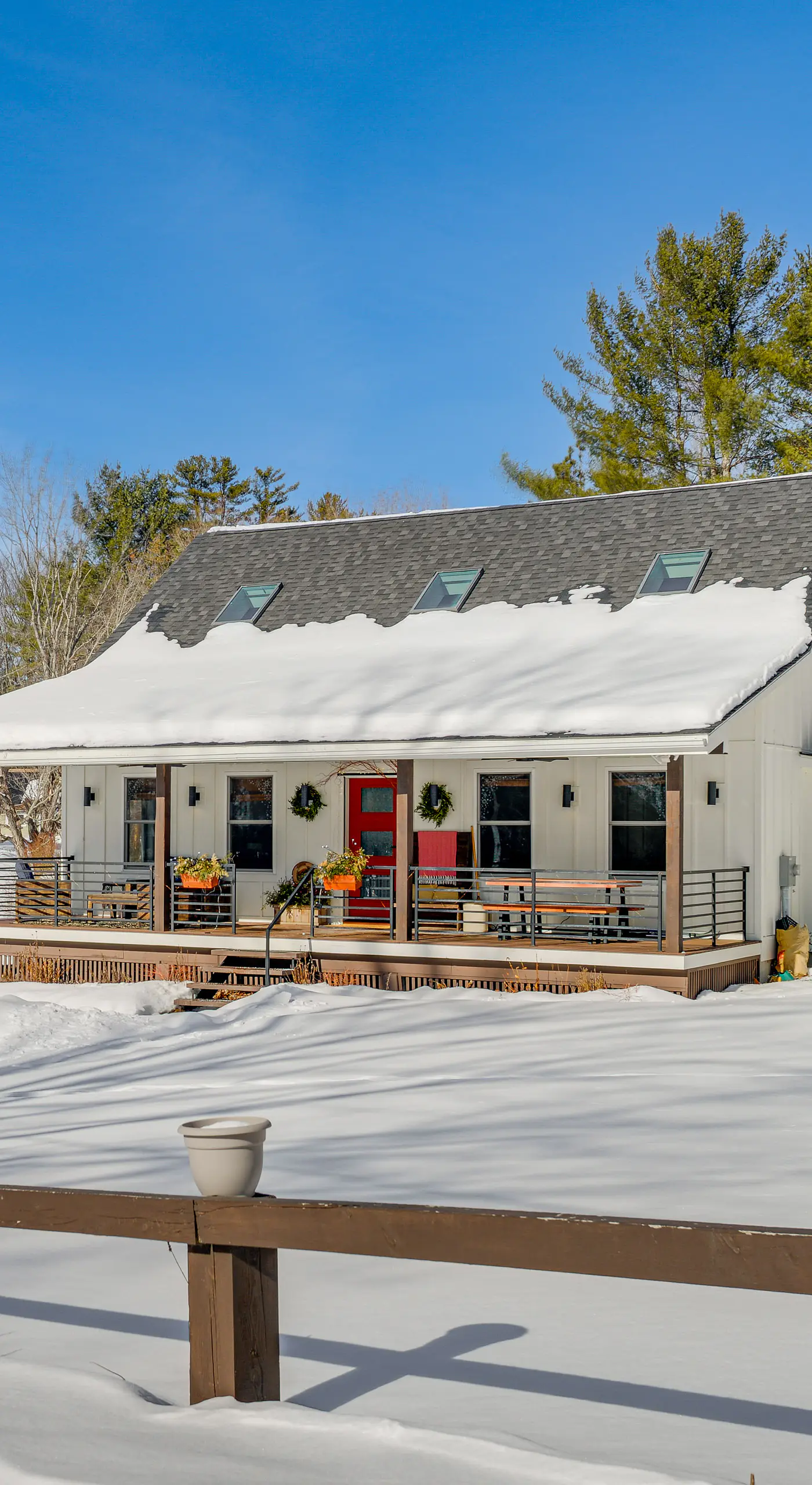 Bradford Group Getaway! Cabin w/ Deck & Fire Pit