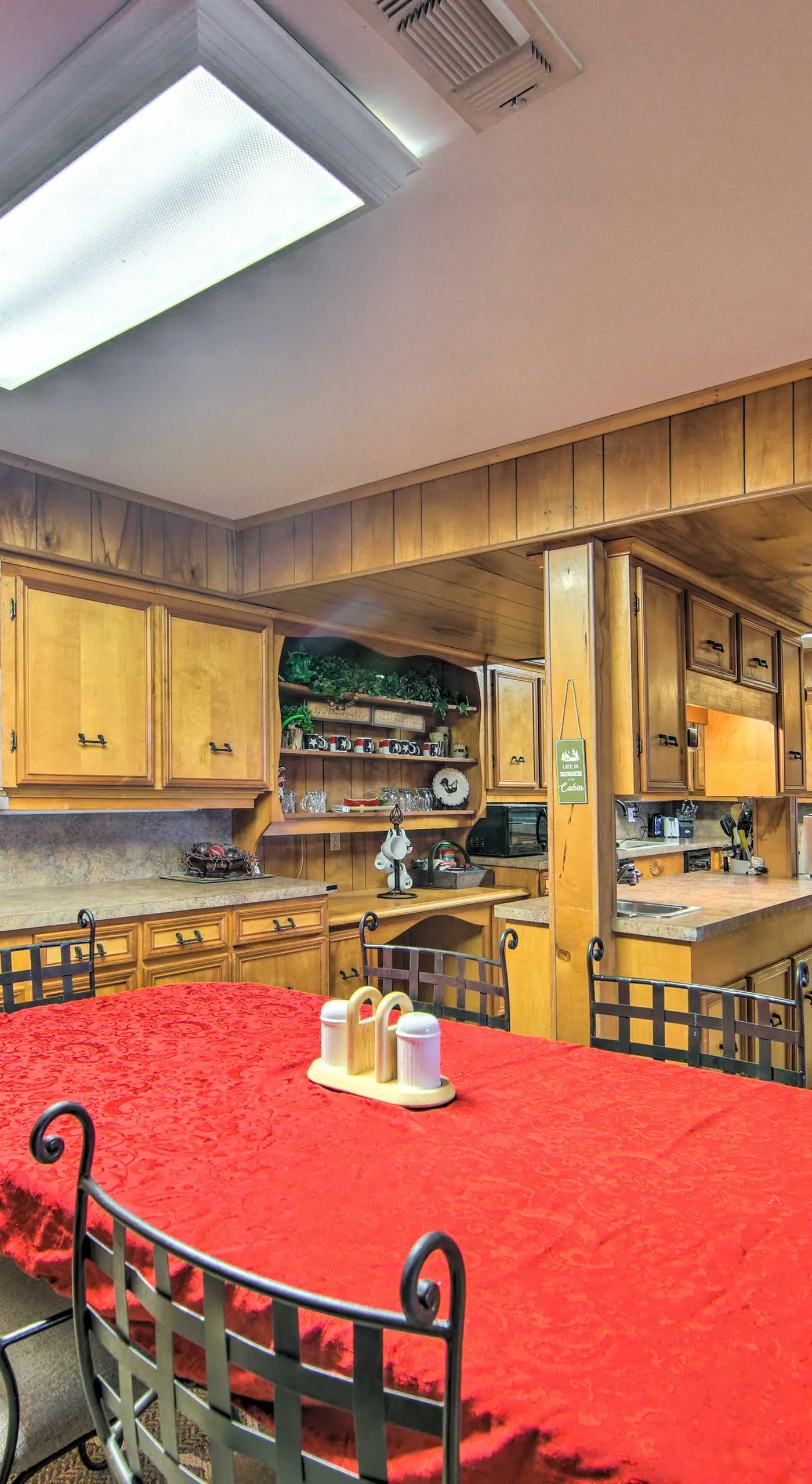 Waterfront Home w/ Boat Dock in Gun Barrel City