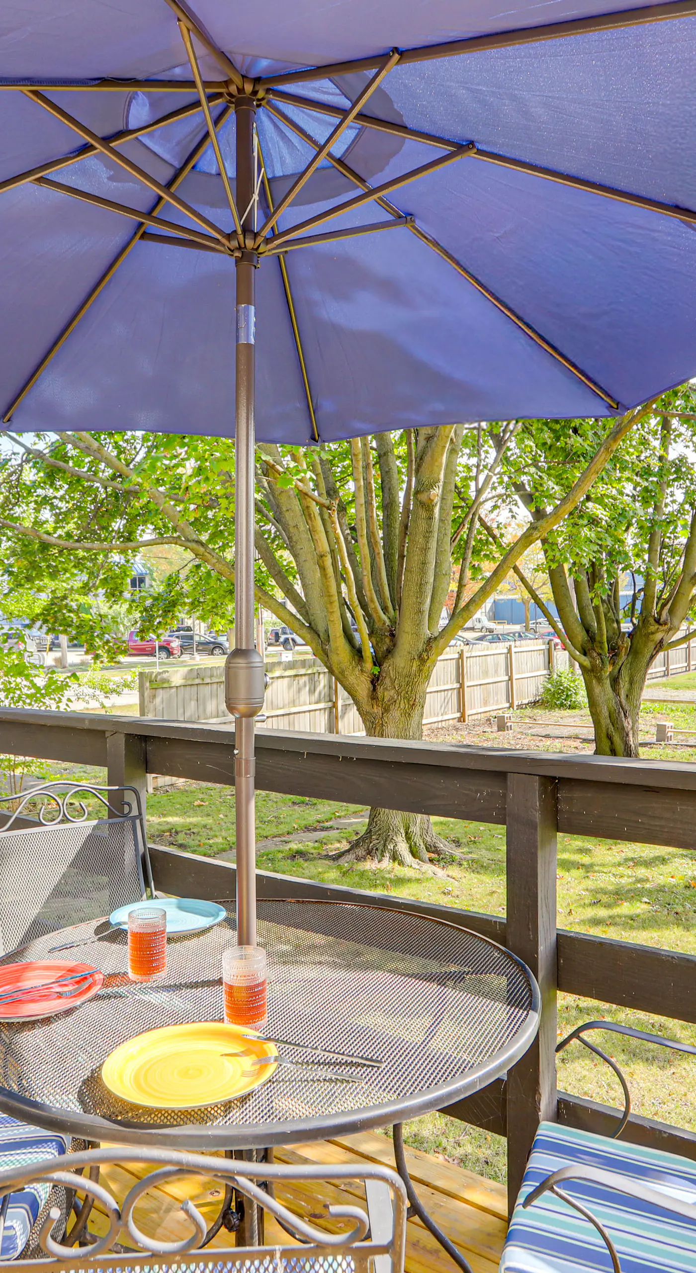 1 Mi to Cedar Point: Family Getaway w/ Porch!