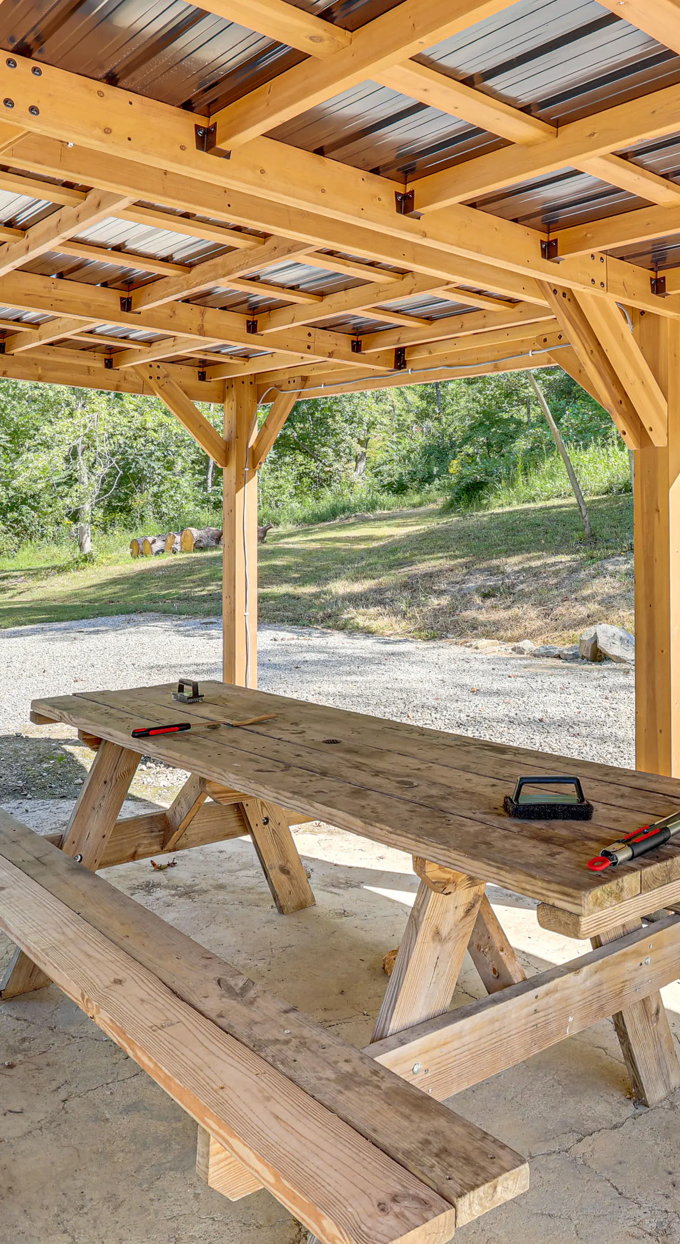 On 40 Acres: Charming Cabin in Zanesville!