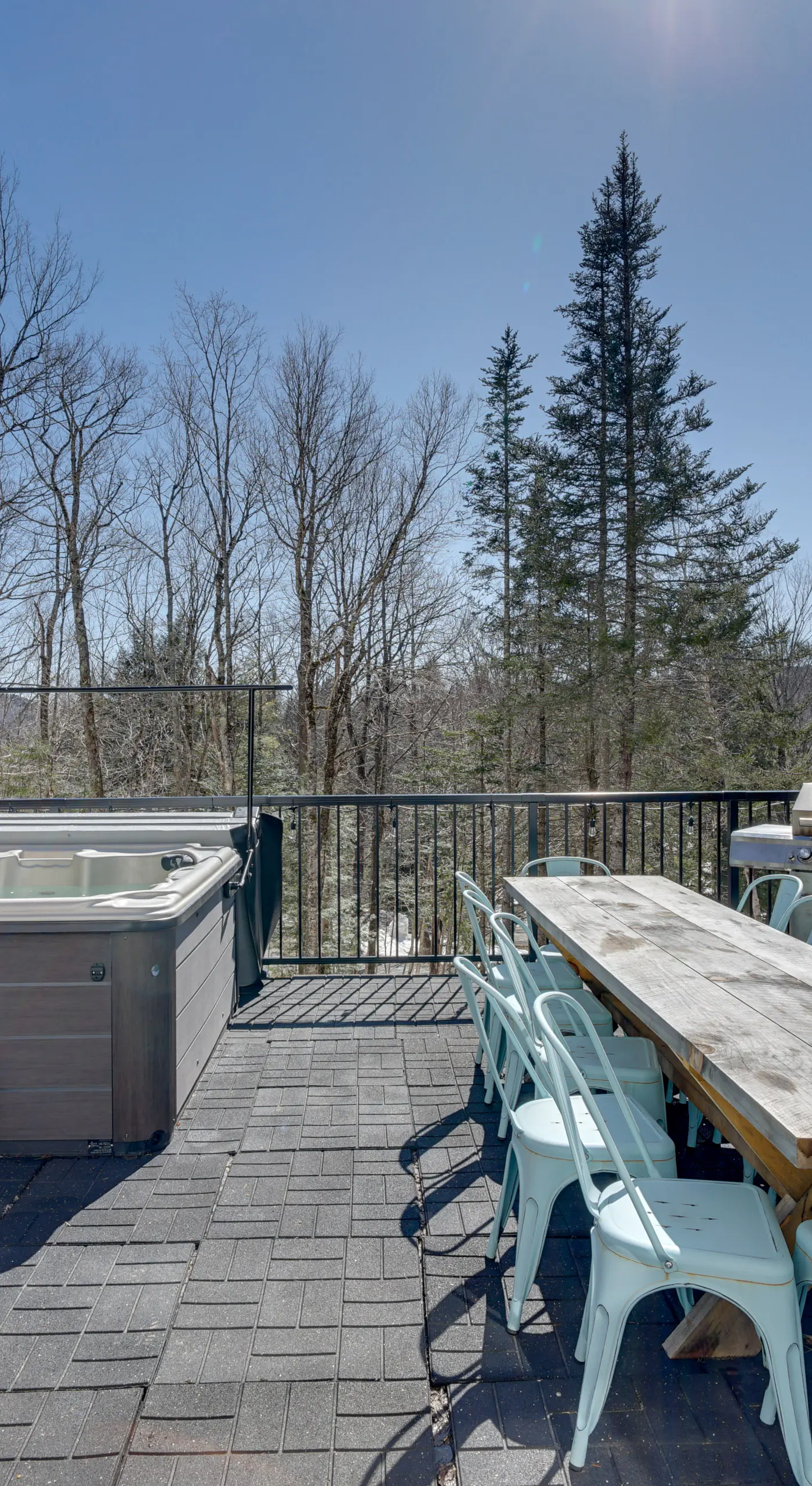 Wilmington Chalet w/ Hot Tub < 8 Mi to Mount Snow!