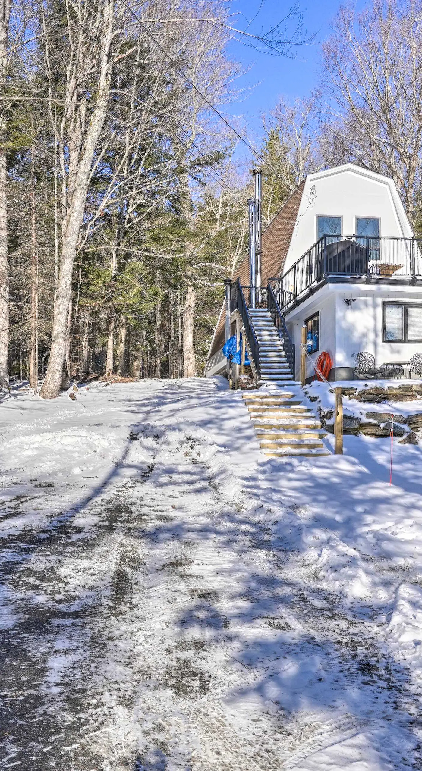 Wilmington Chalet w/ Hot Tub < 8 Mi to Mount Snow!