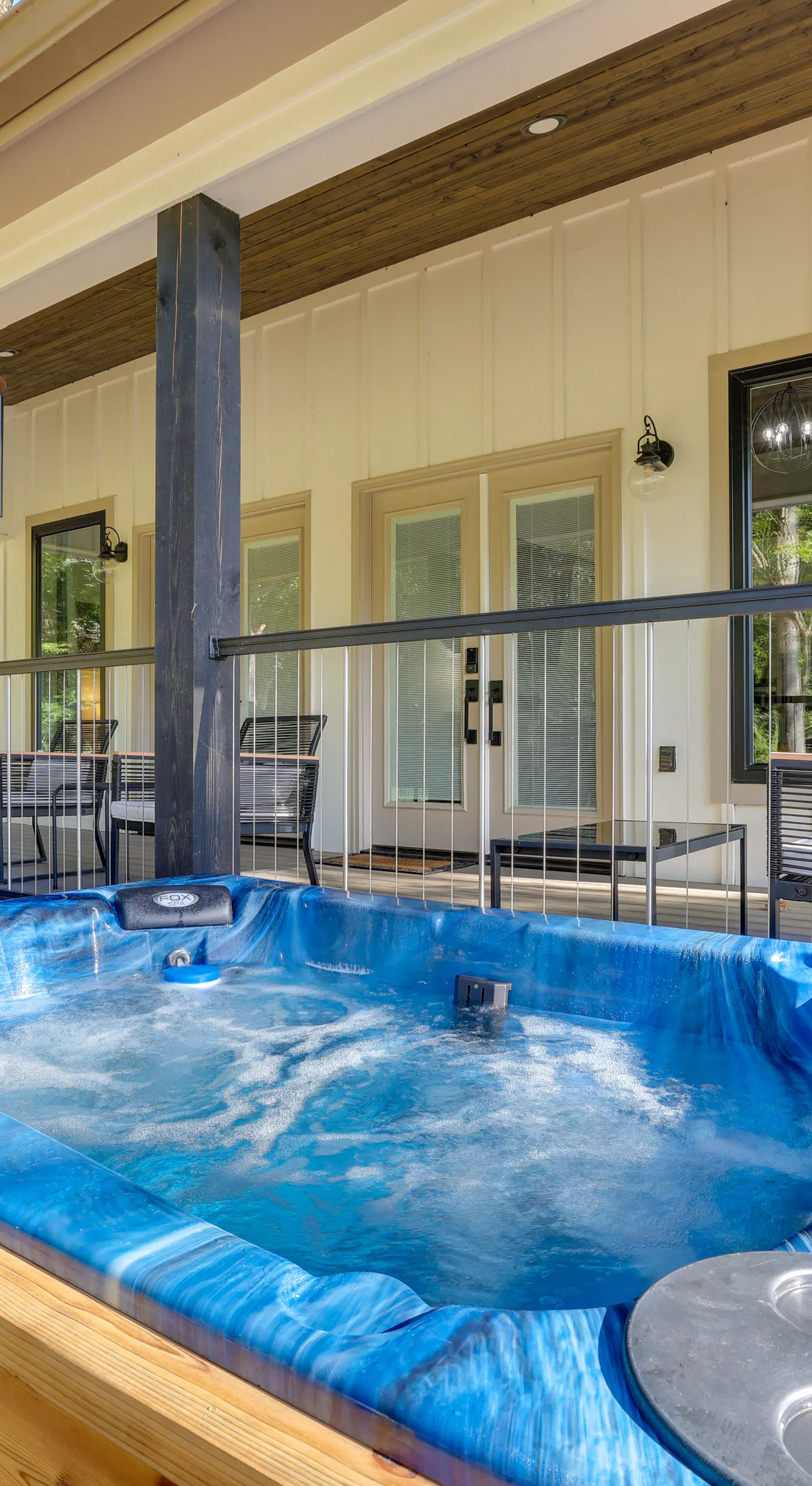 ‘Whitewood’ w/ Hot Tub: Peaceful Wildwood Retreat