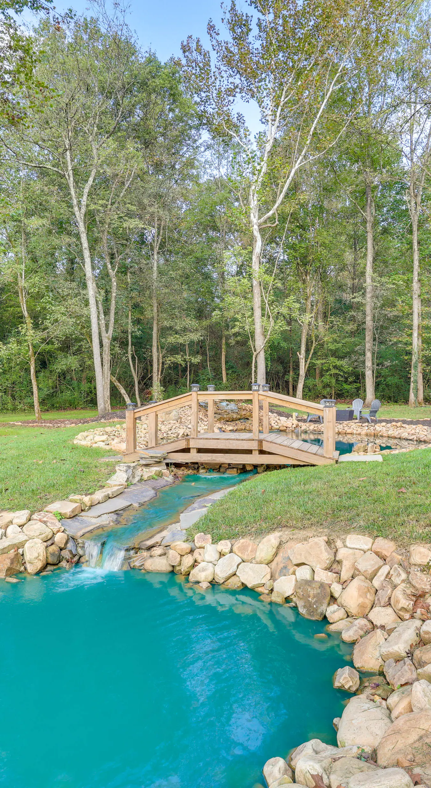 ‘Whitewood’ w/ Hot Tub: Peaceful Wildwood Retreat