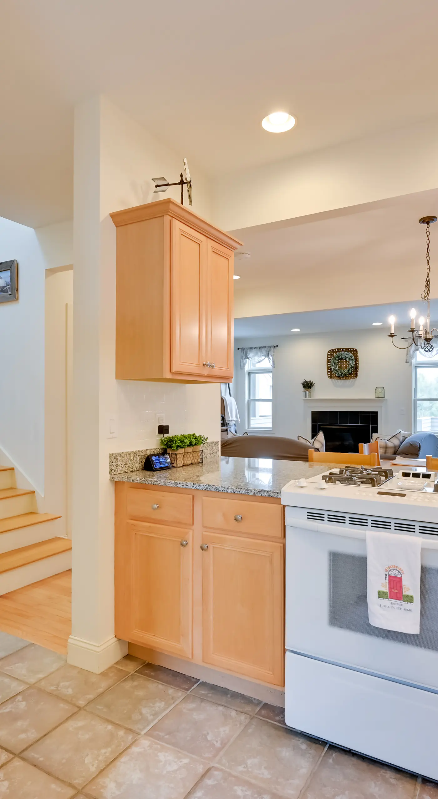 Bright Condo w/ Community Perks: Near Ski Quechee!