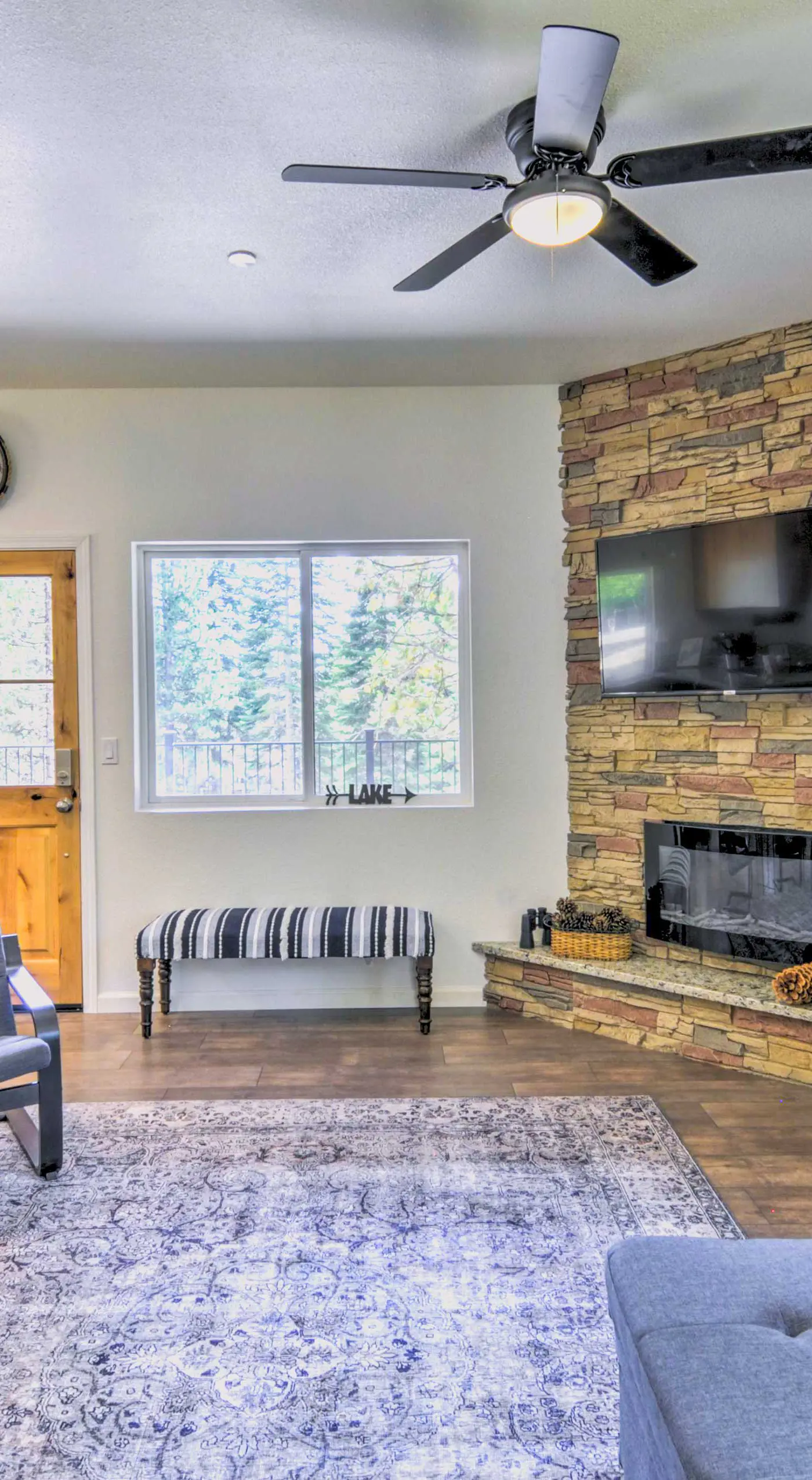 Home Near Lake Almanor, 1/2 Mile to Boat Launch!