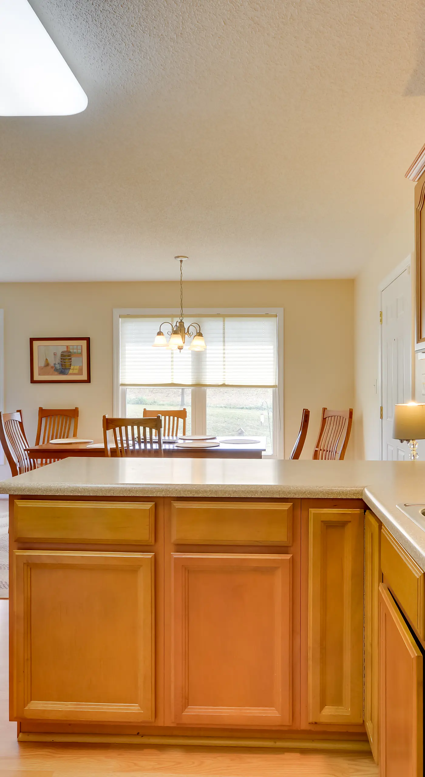 Peaceful & Convenient Country Retreat in Lexington