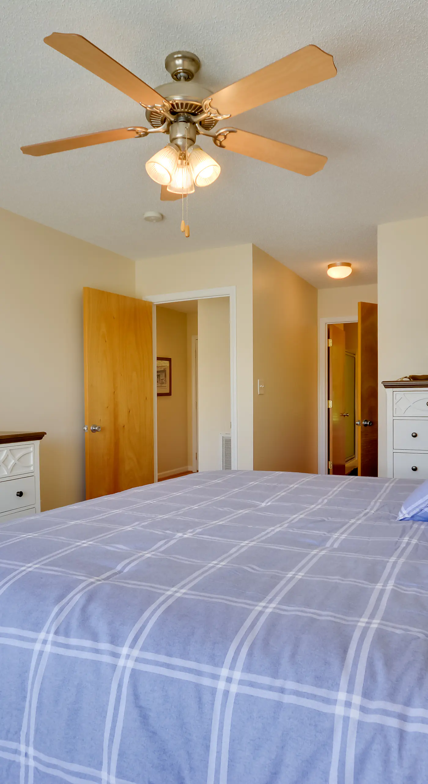 Peaceful & Convenient Country Retreat in Lexington