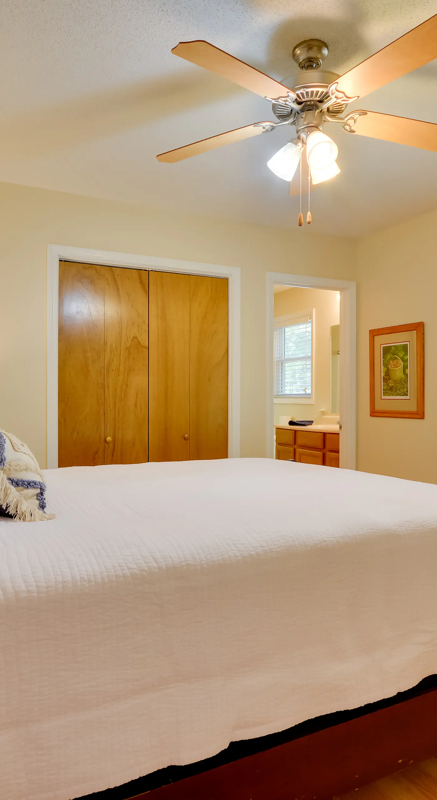 Peaceful & Convenient Country Retreat in Lexington