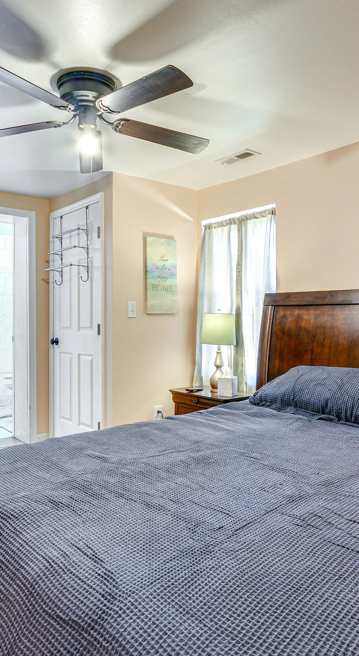 Bring Your Pets! Getaway 1 Mi to Uptown Lexington