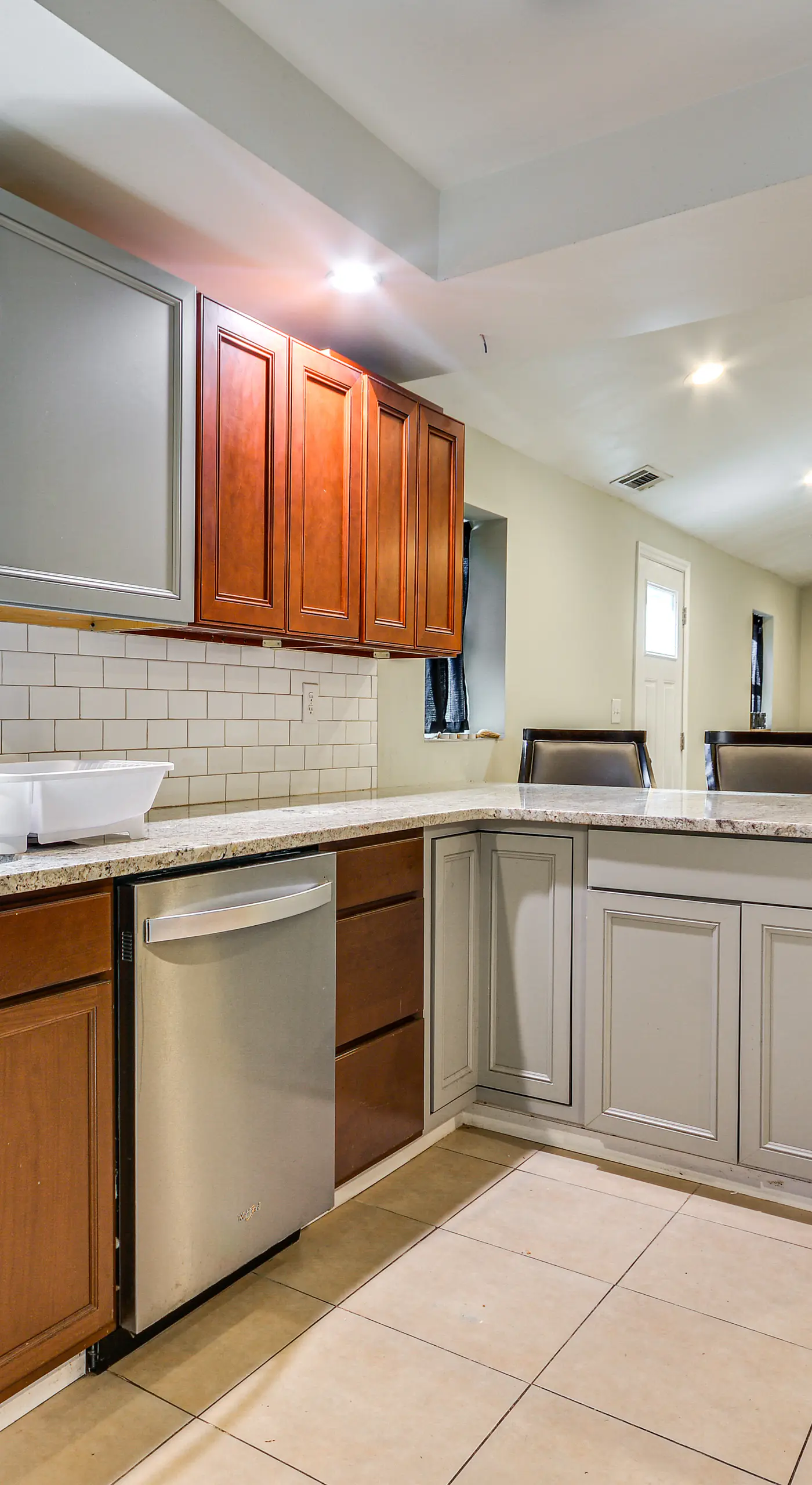 Bring Your Pets! Getaway 1 Mi to Uptown Lexington