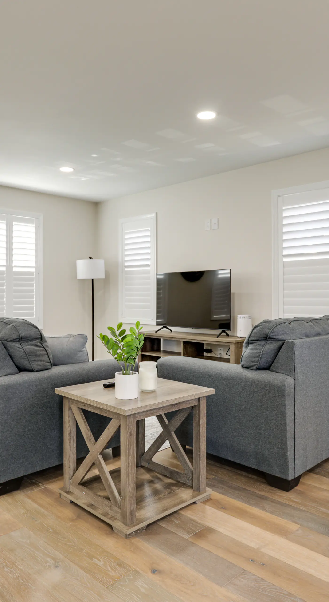 Renovated Family Home on Providence River!