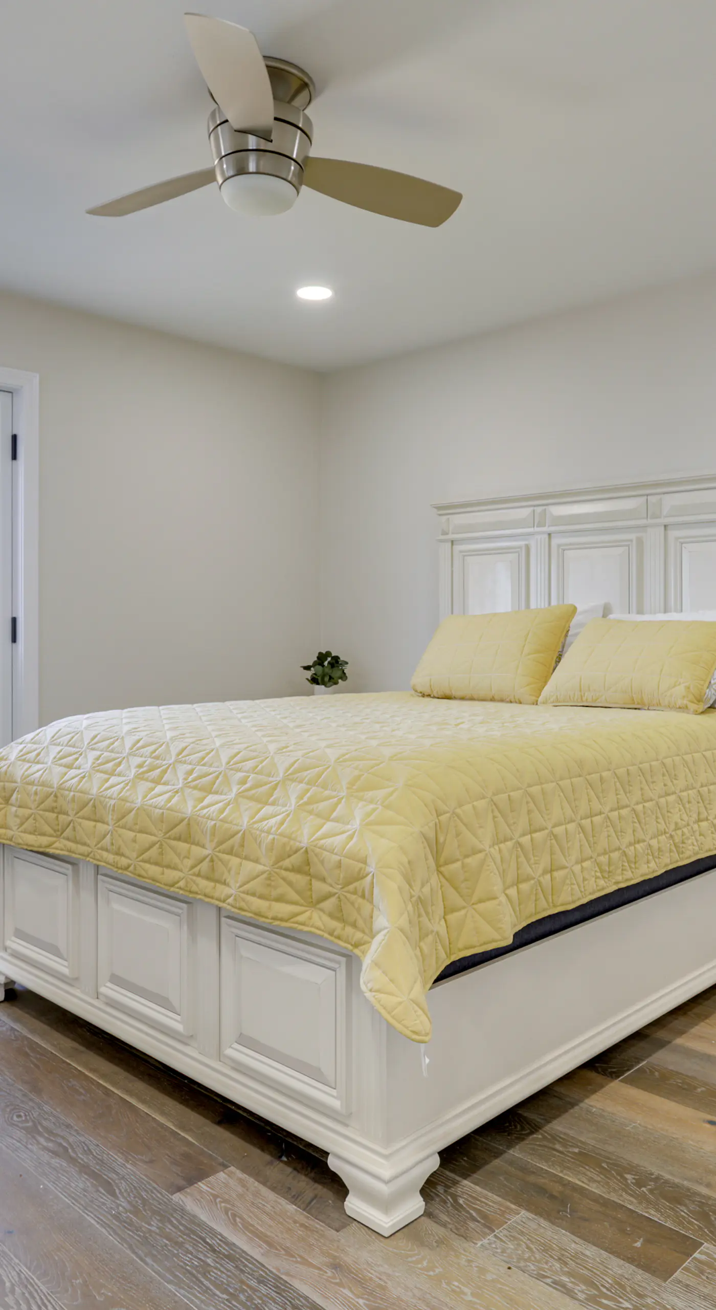 Renovated Family Home on Providence River!