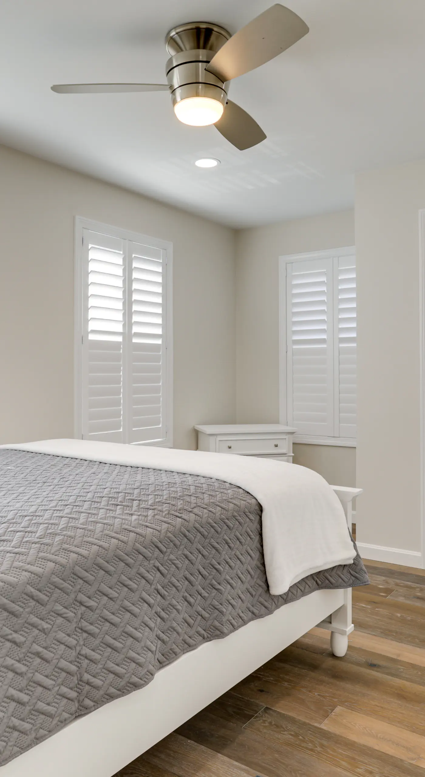 Renovated Family Home on Providence River!