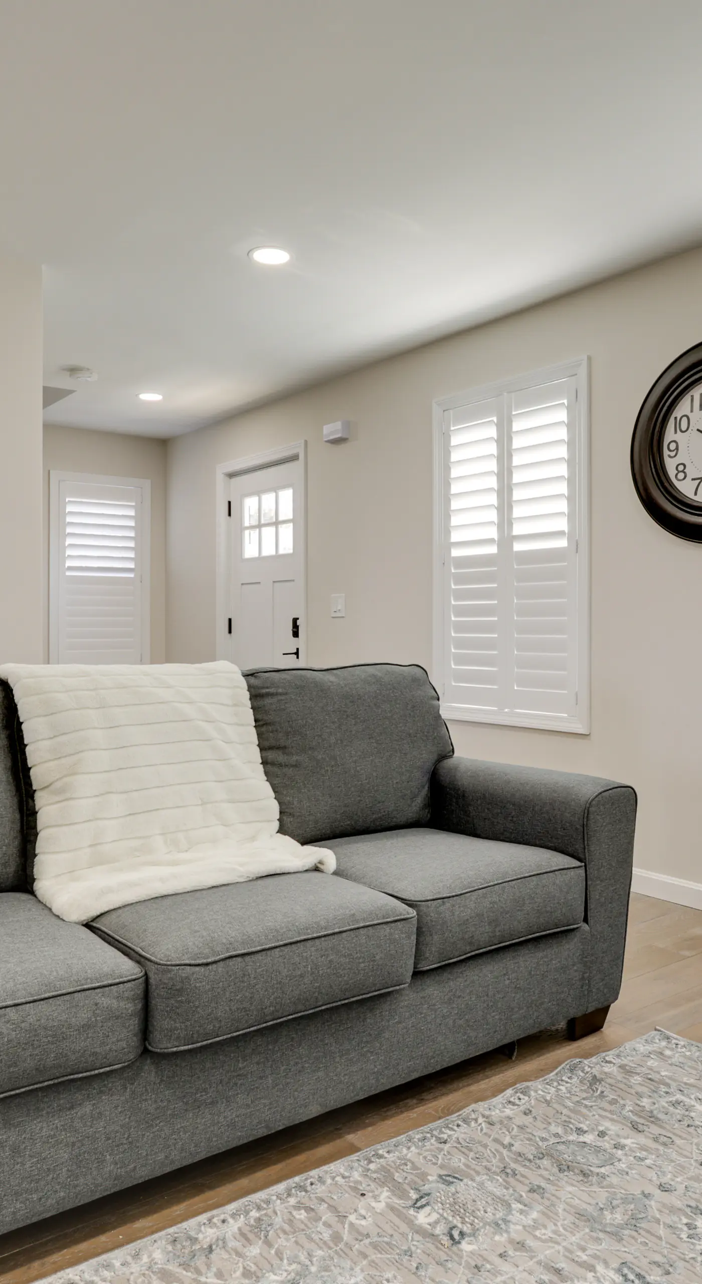 Renovated Family Home on Providence River!