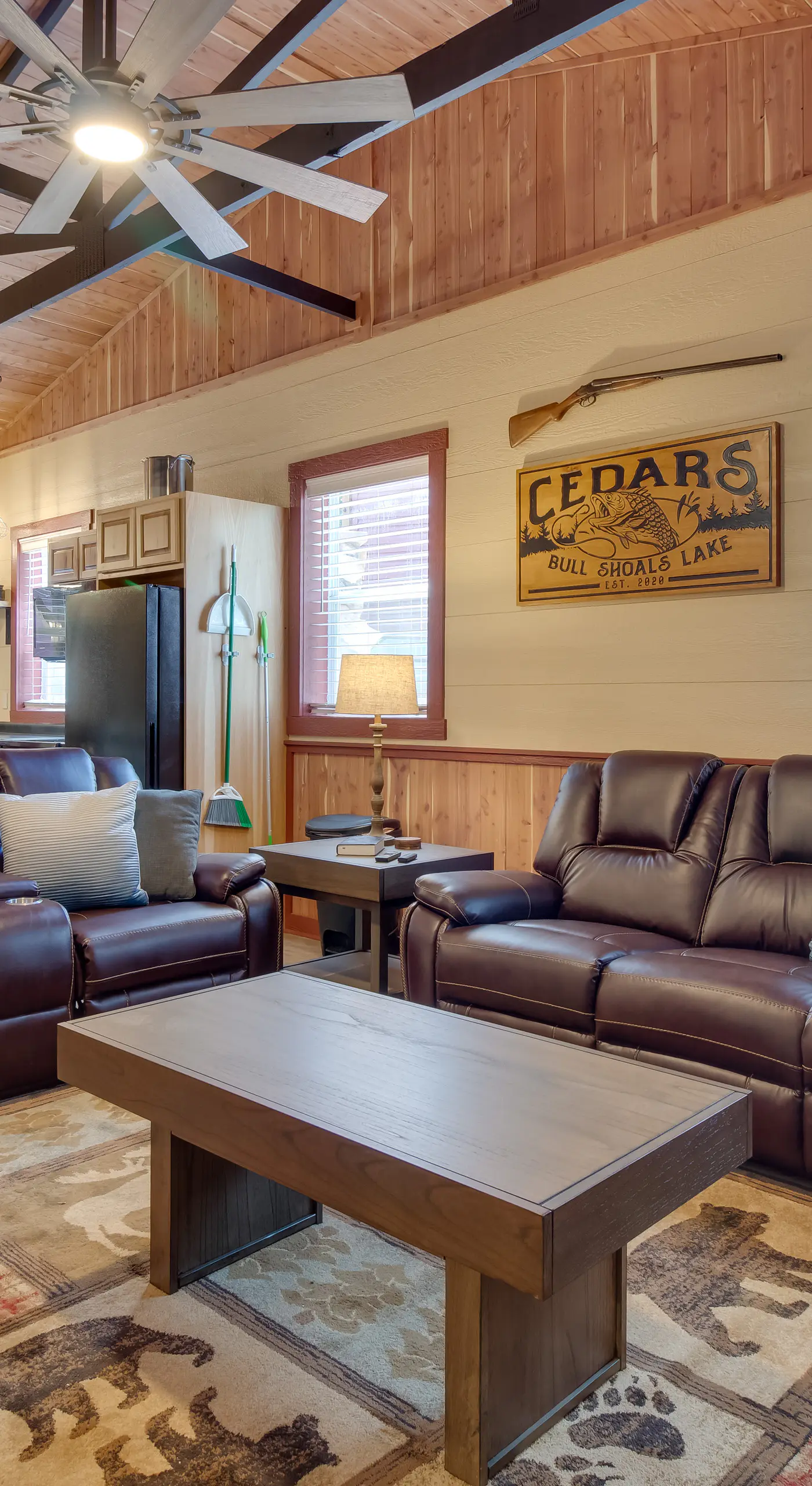 Lakefront Bull Shoals Cabin Rental: Pets Welcome!