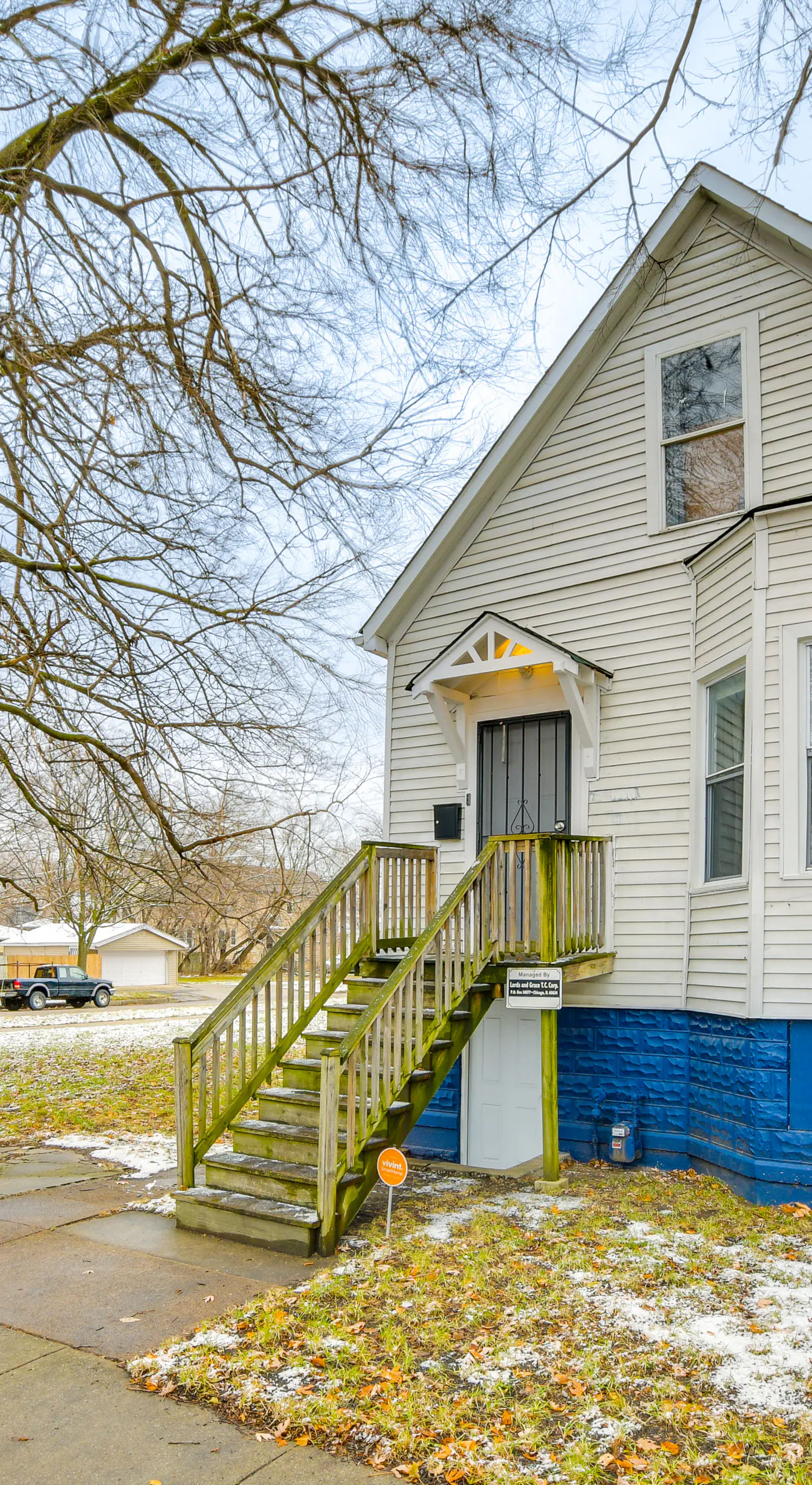 2 Mi to Red Line: Chicago Home Near Sherman Park