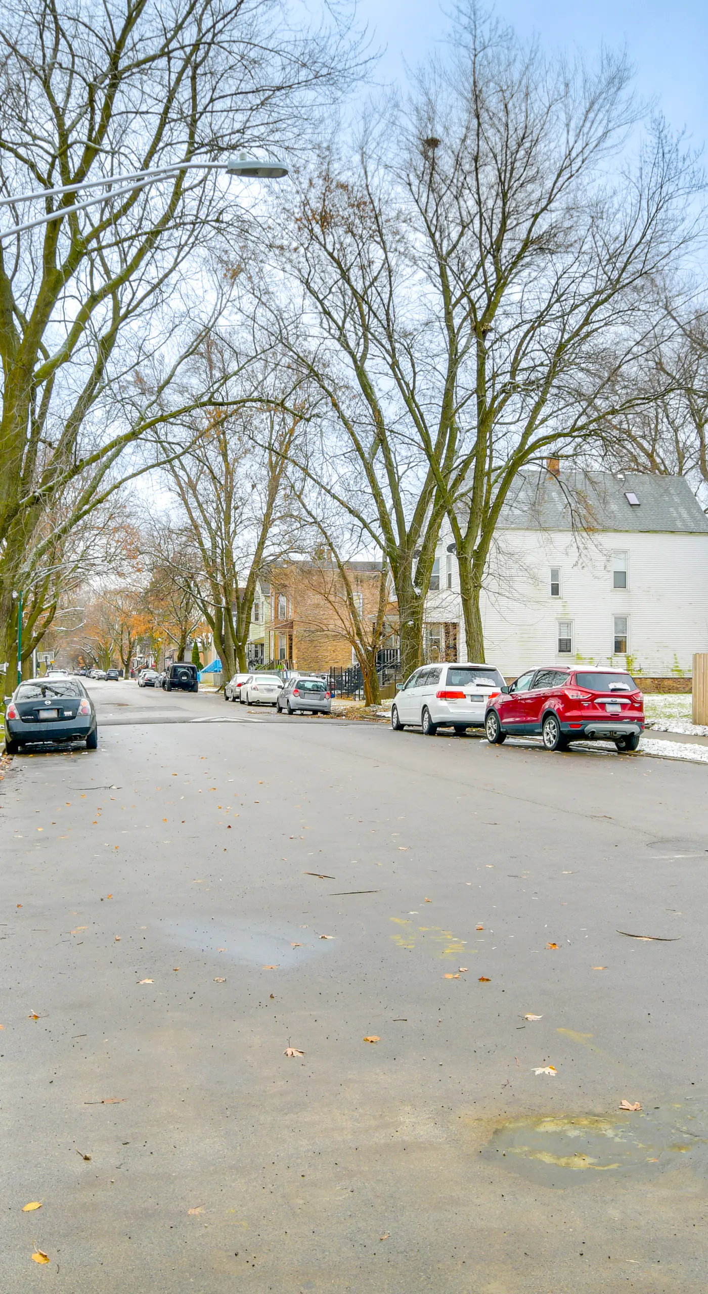 2 Mi to Red Line: Chicago Home Near Sherman Park