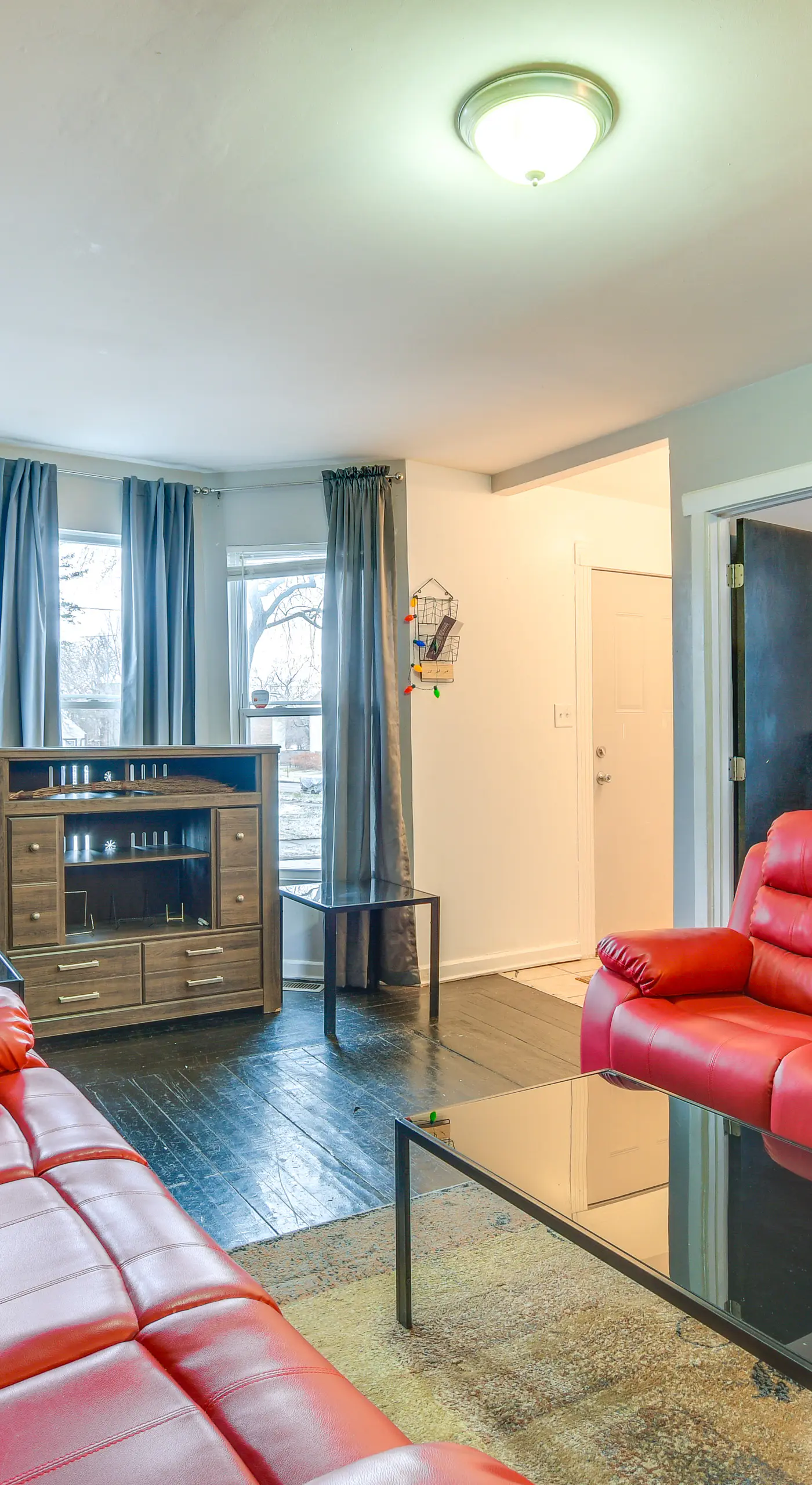 2 Mi to Red Line: Chicago Home Near Sherman Park