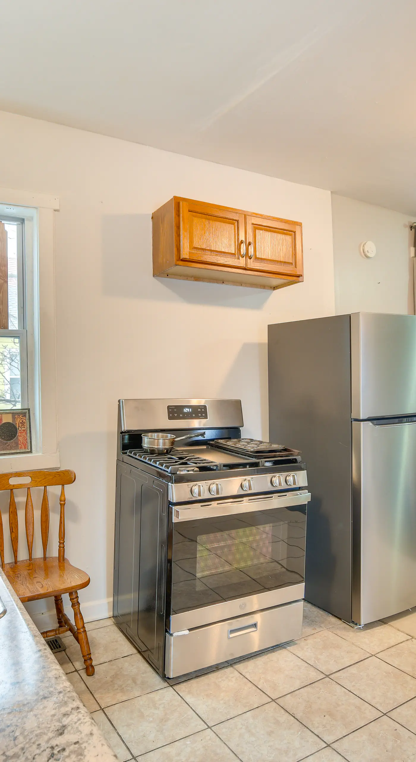 2 Mi to Red Line: Chicago Home Near Sherman Park