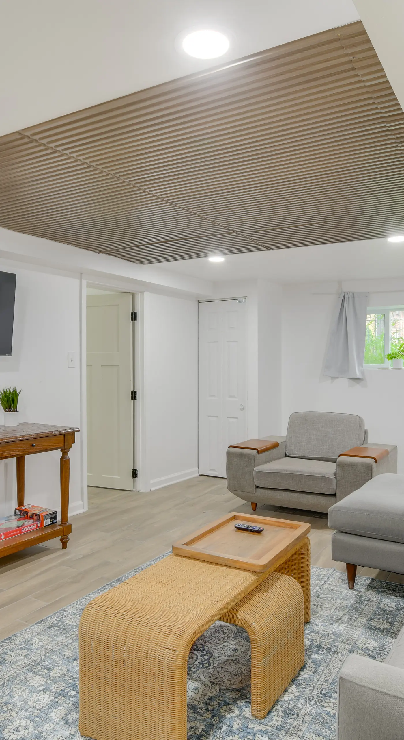 2 Mi to Logan Square: Pet-Friendly Urban Oasis!