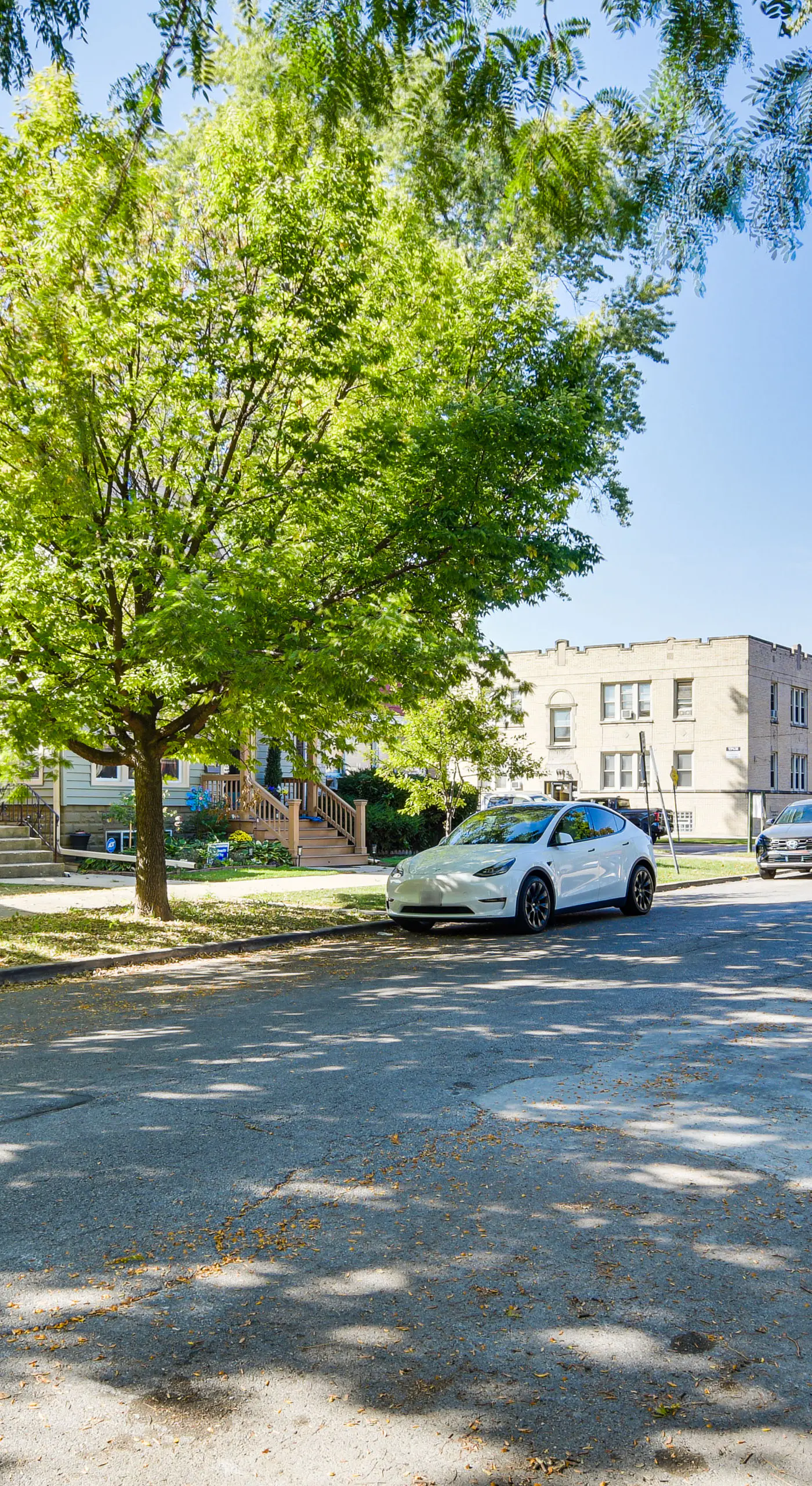 2 Mi to Logan Square: Pet-Friendly Urban Oasis!
