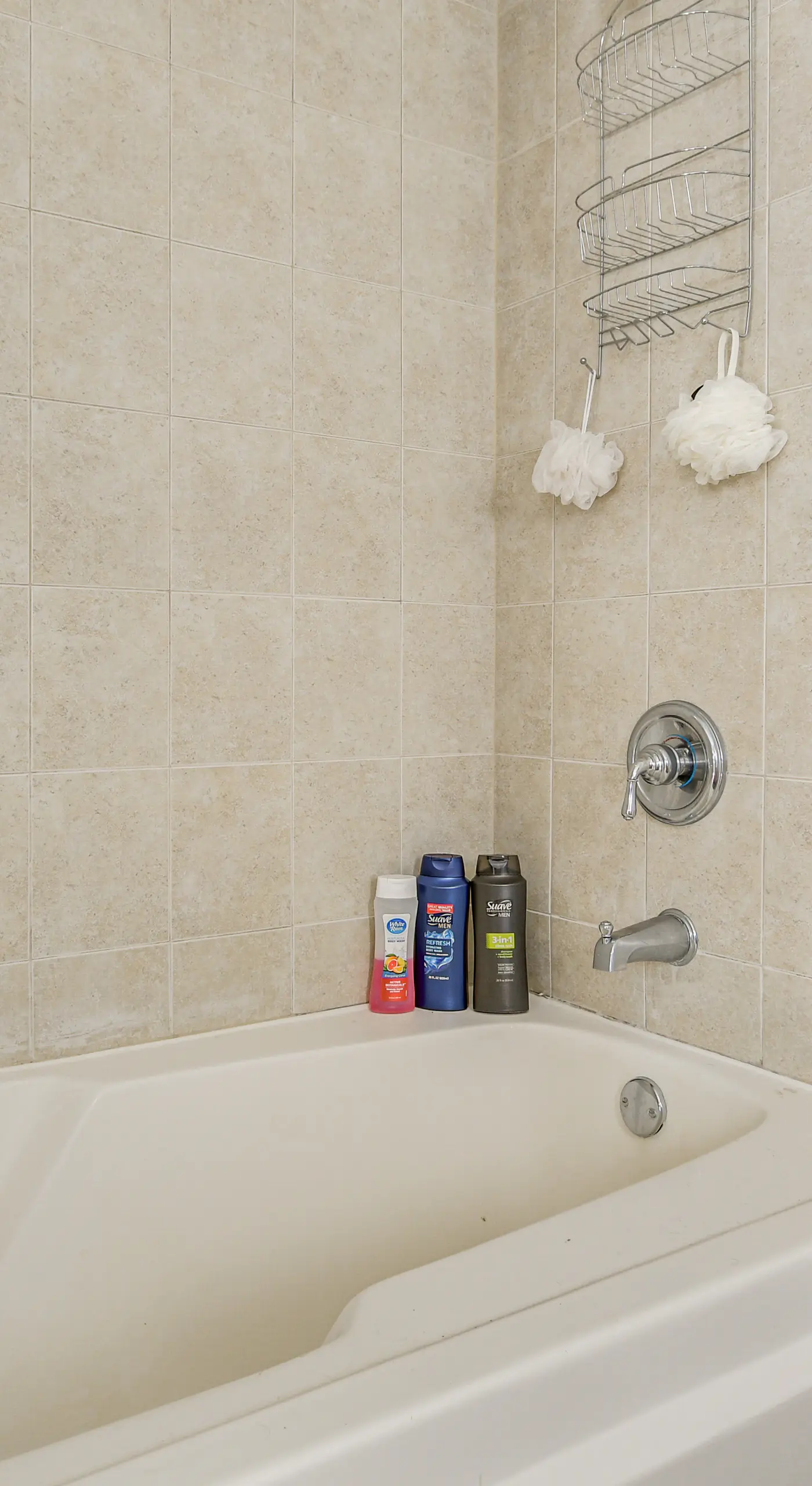 Extended Stay: Walk to UIC Campus & Train!