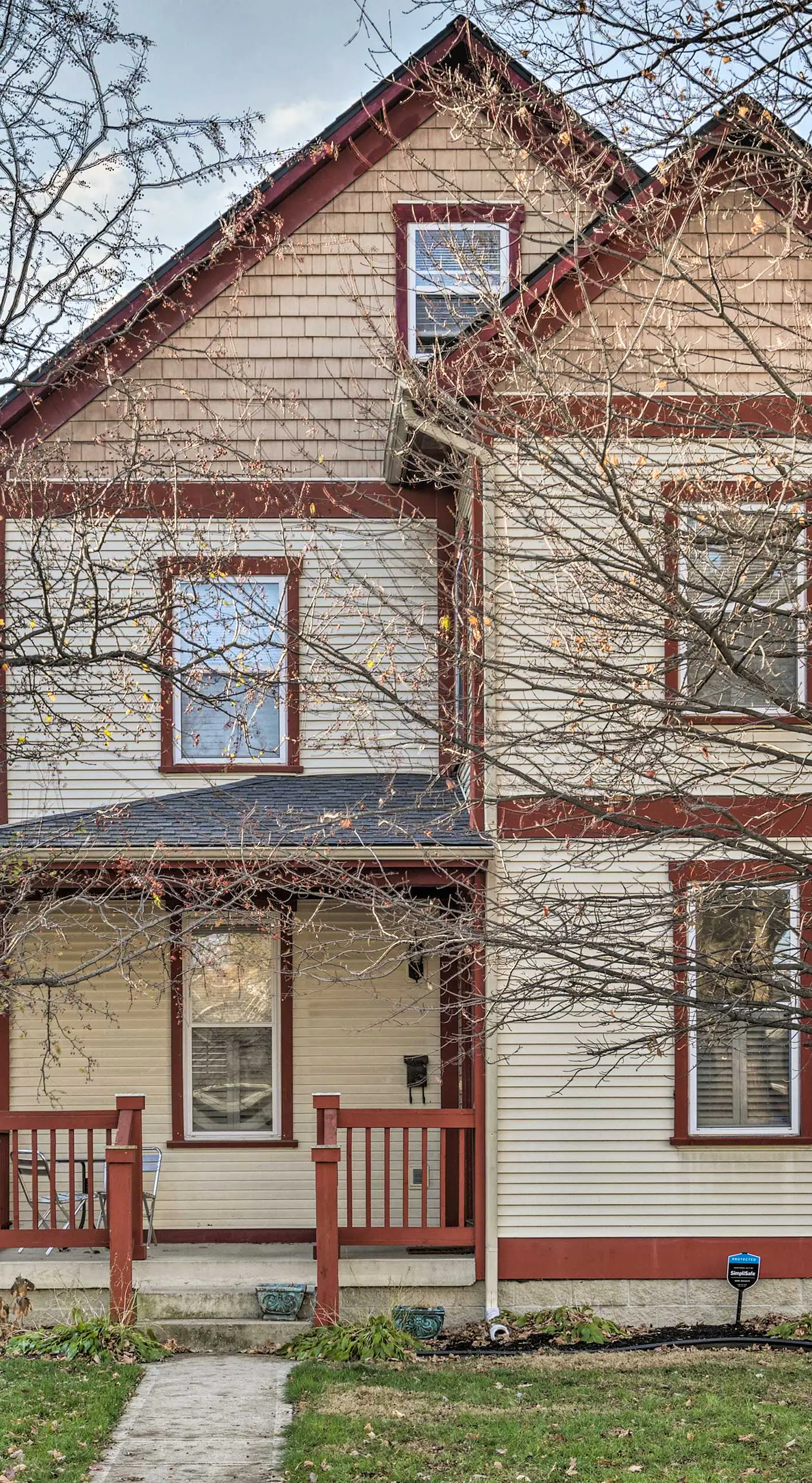 Cozy Indianapolis Home w/ Private Hot Tub!