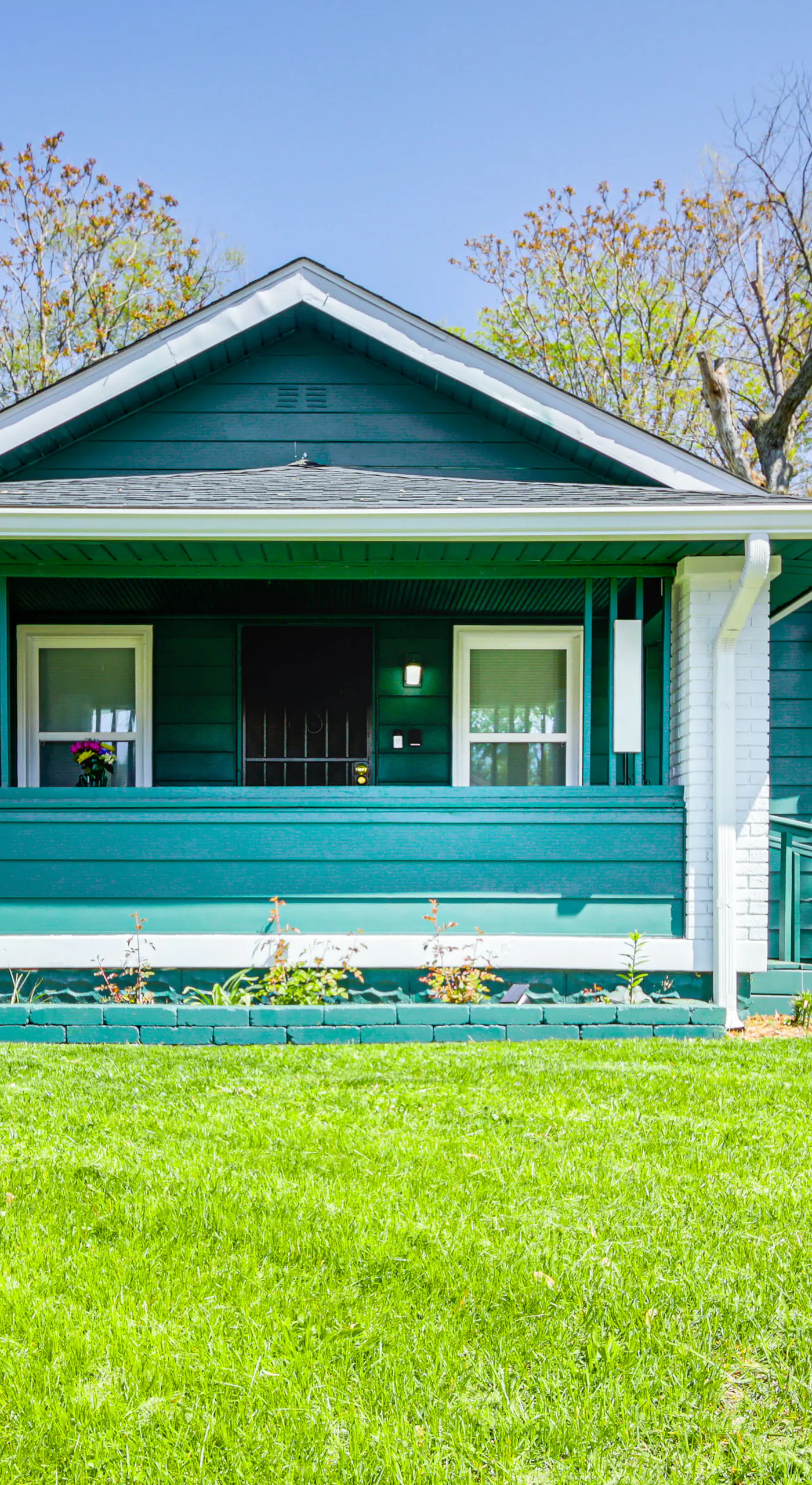 1925 Bungalow-Style Home ~ 2 Mi to Downtown Indy!