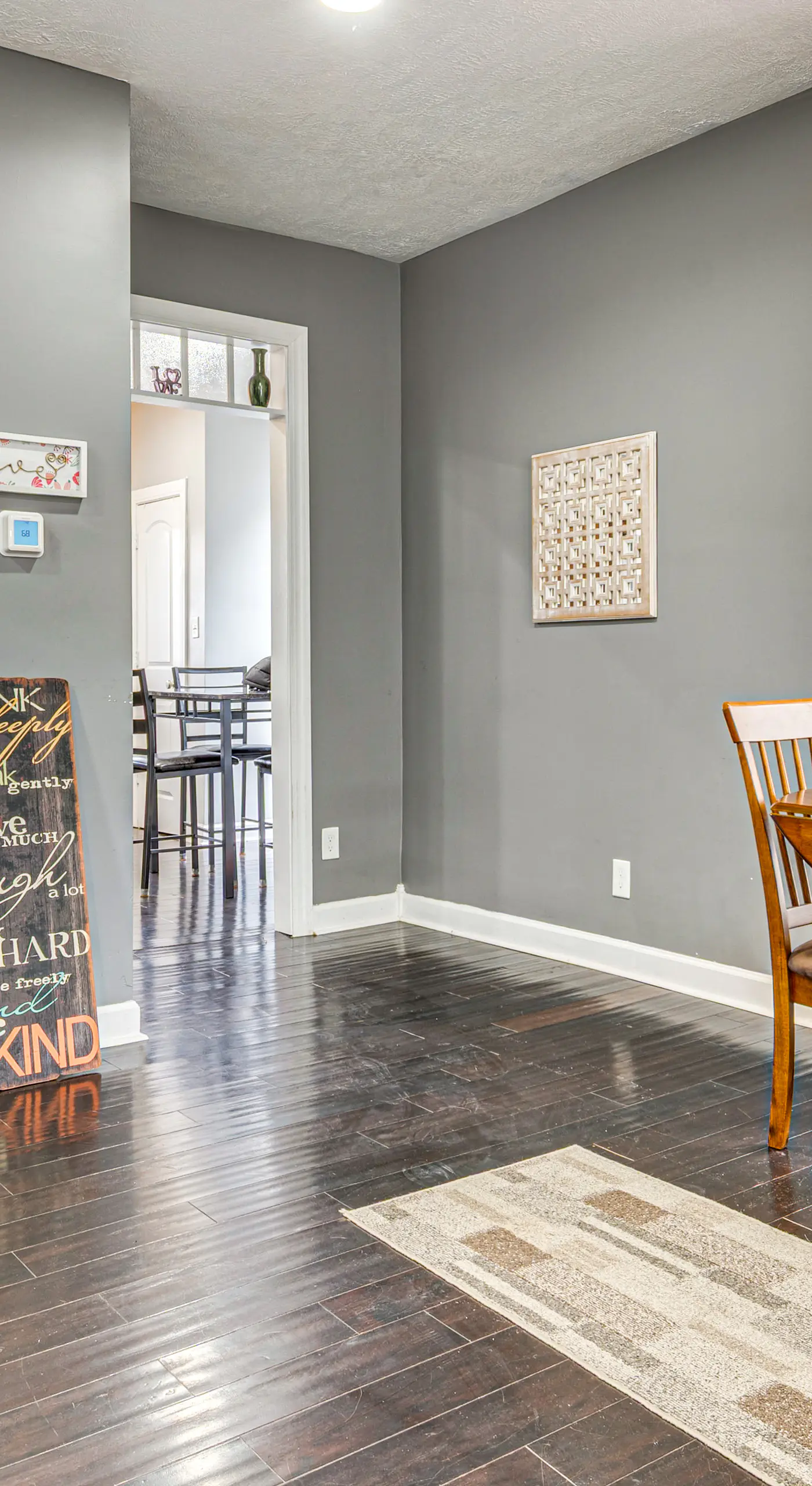 3 Mi to Dtwn Indy: Bright Home w/ Furnished Deck
