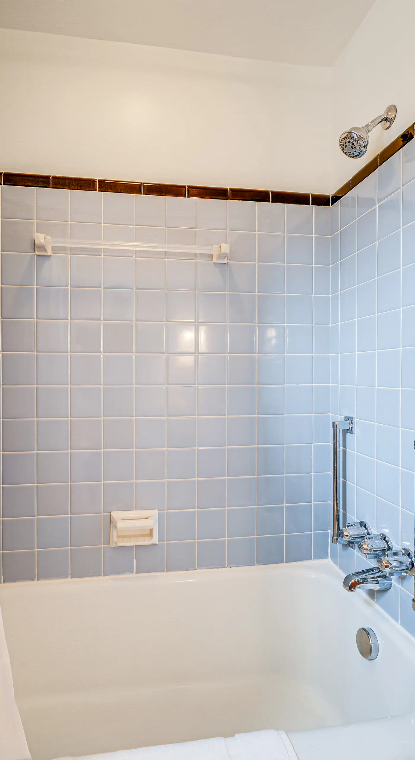 Spacious Pittsburgh Getaway ~ 2 Mi to Downtown!