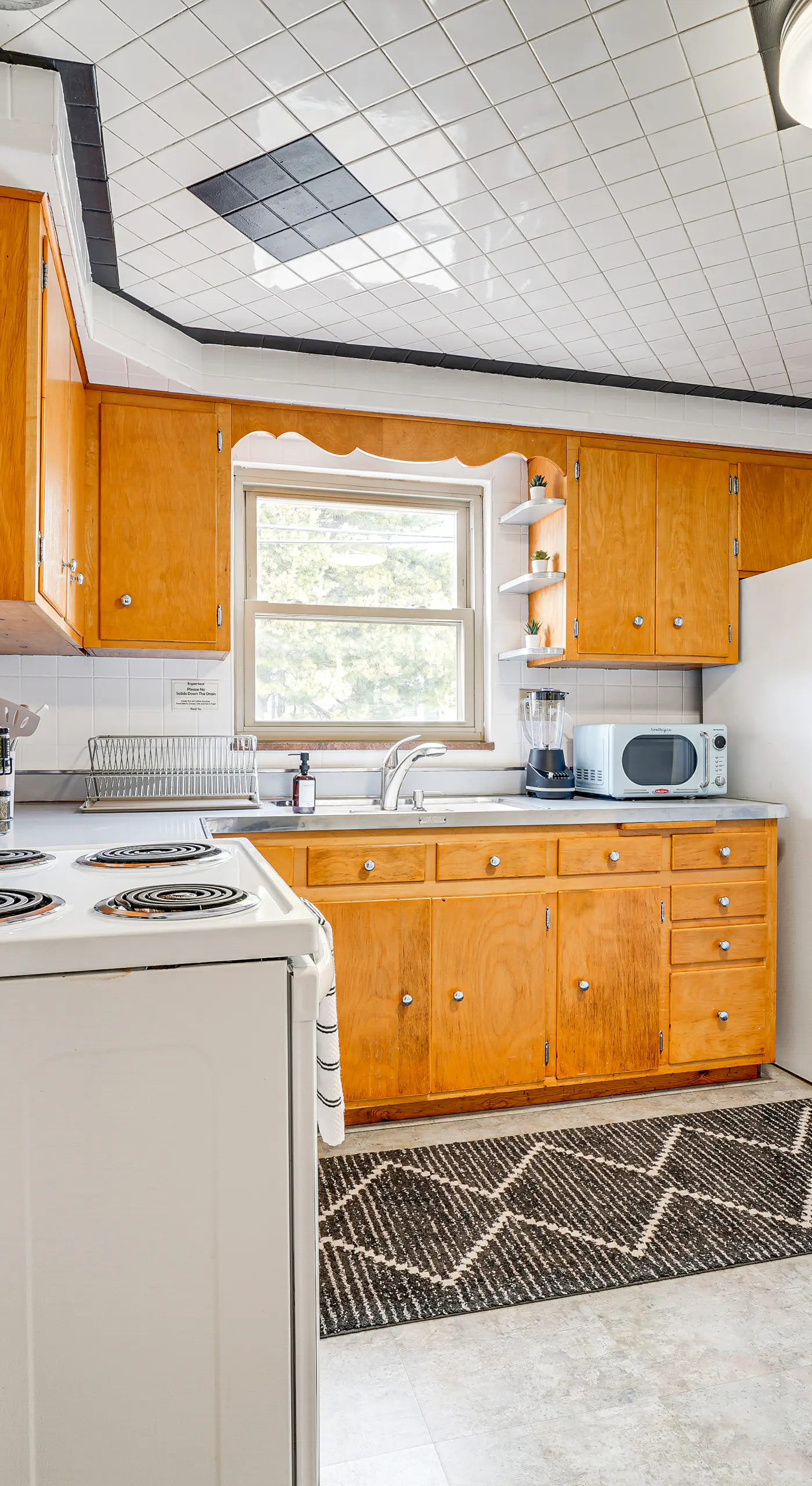 Spacious Pittsburgh Getaway ~ 2 Mi to Downtown!