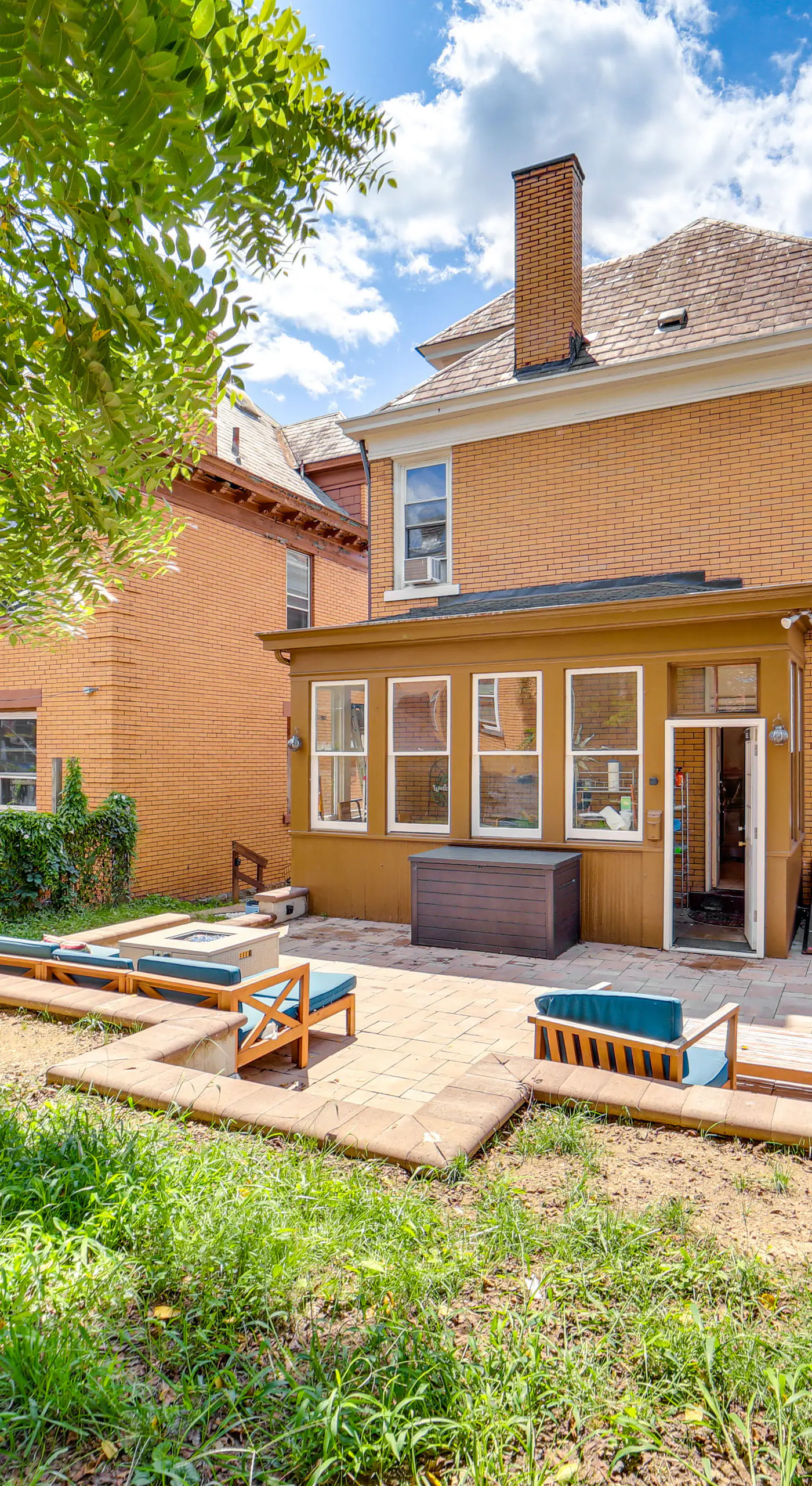 Dog-Friendly Pittsburgh Home, 3 Mi to Downtown!