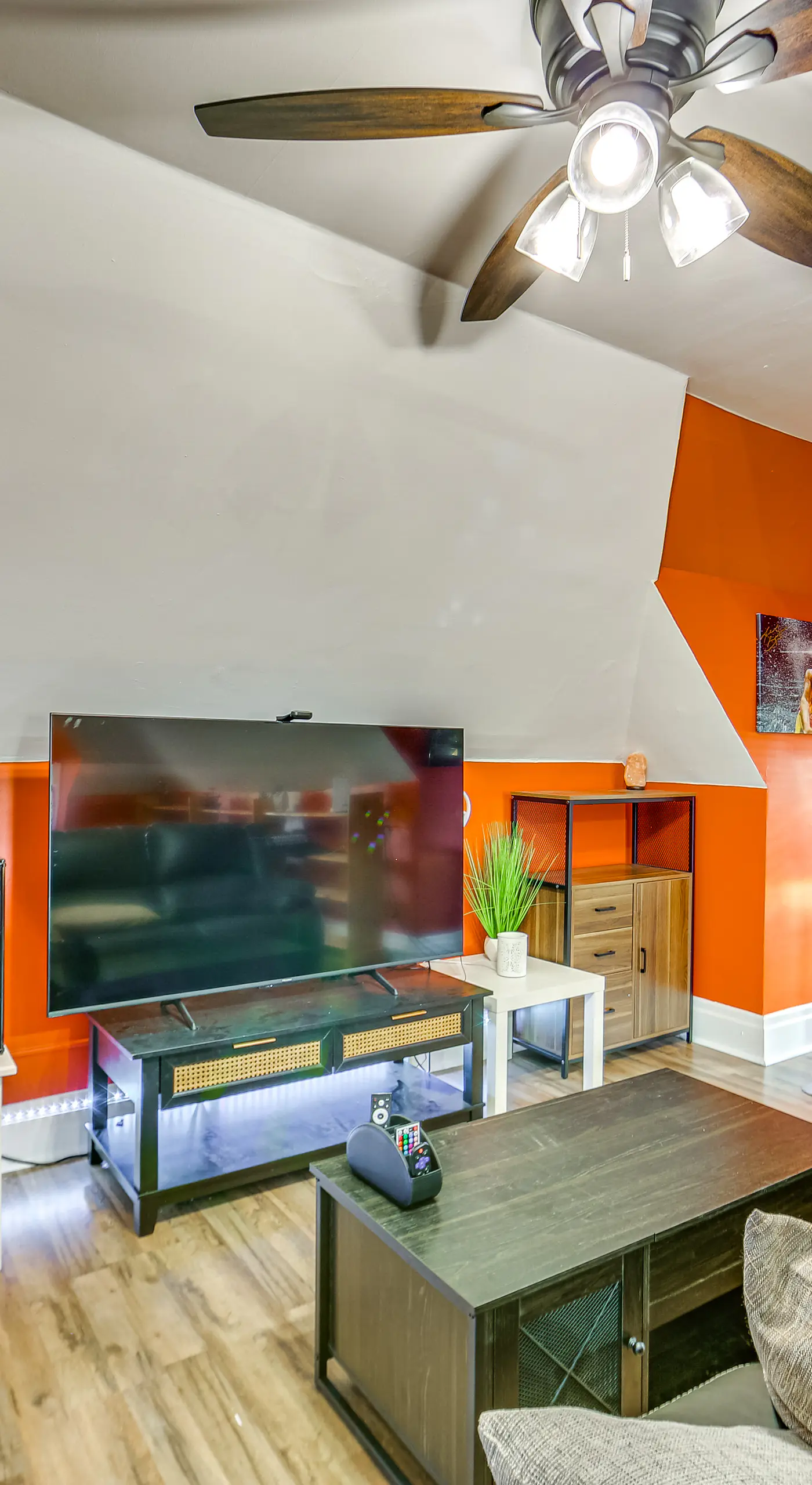 Dog-Friendly Pittsburgh Home, 3 Mi to Downtown!