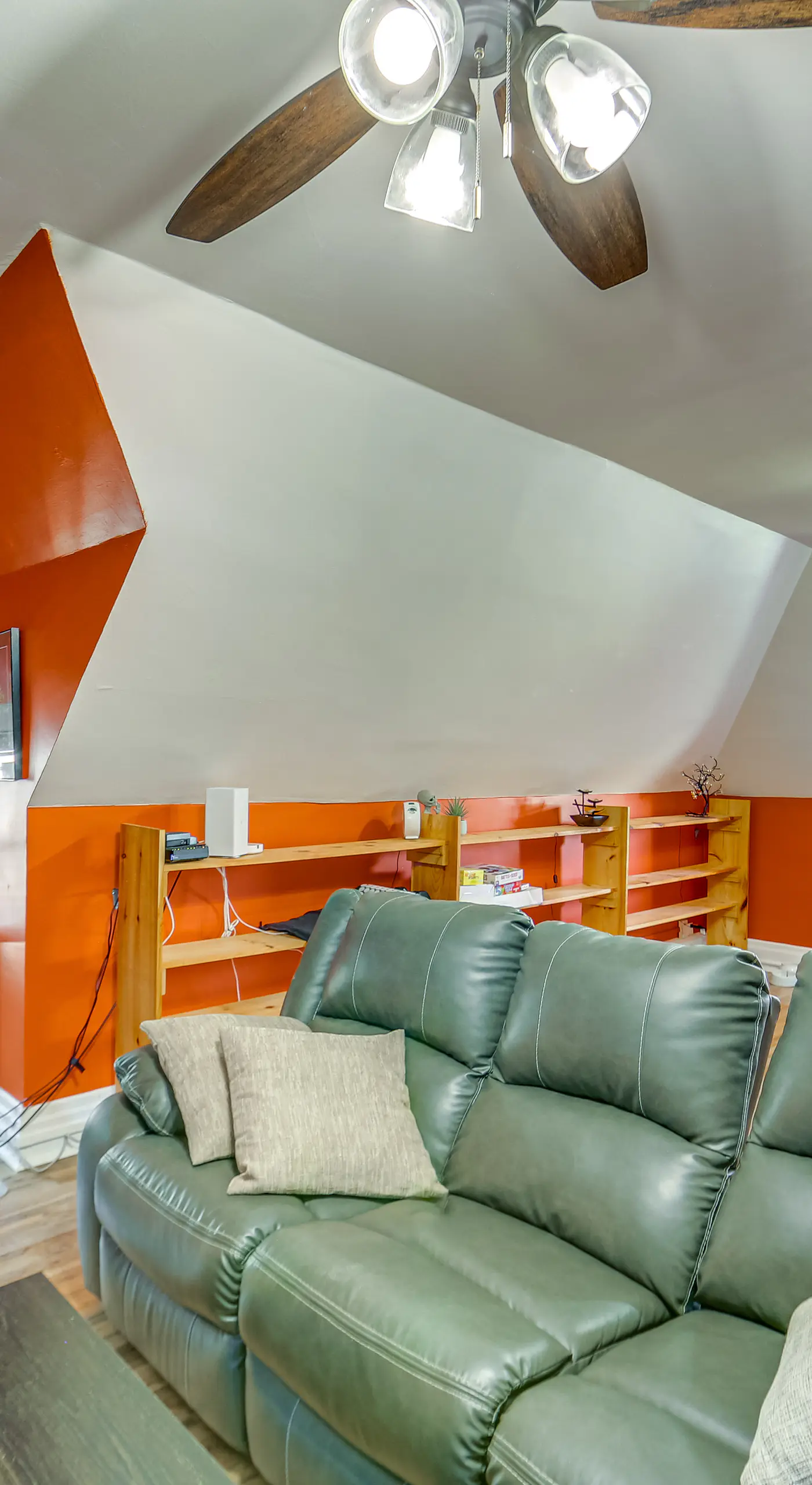Dog-Friendly Pittsburgh Home, 3 Mi to Downtown!