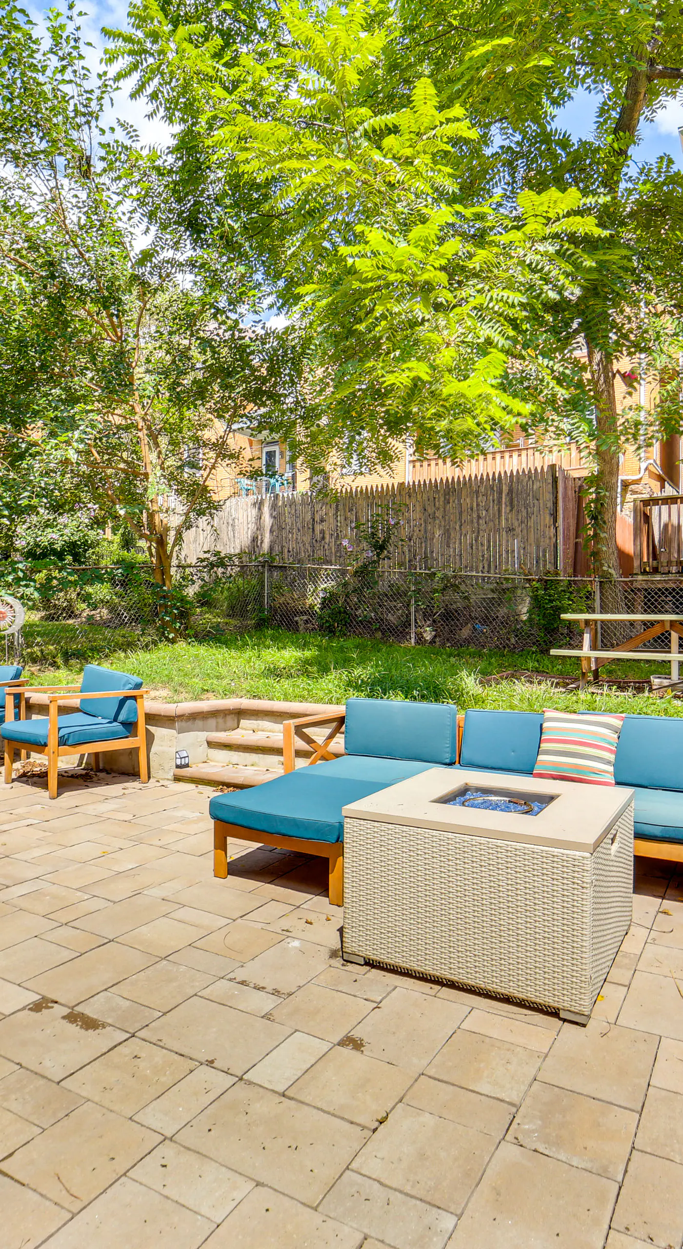 Dog-Friendly Pittsburgh Home, 3 Mi to Downtown!