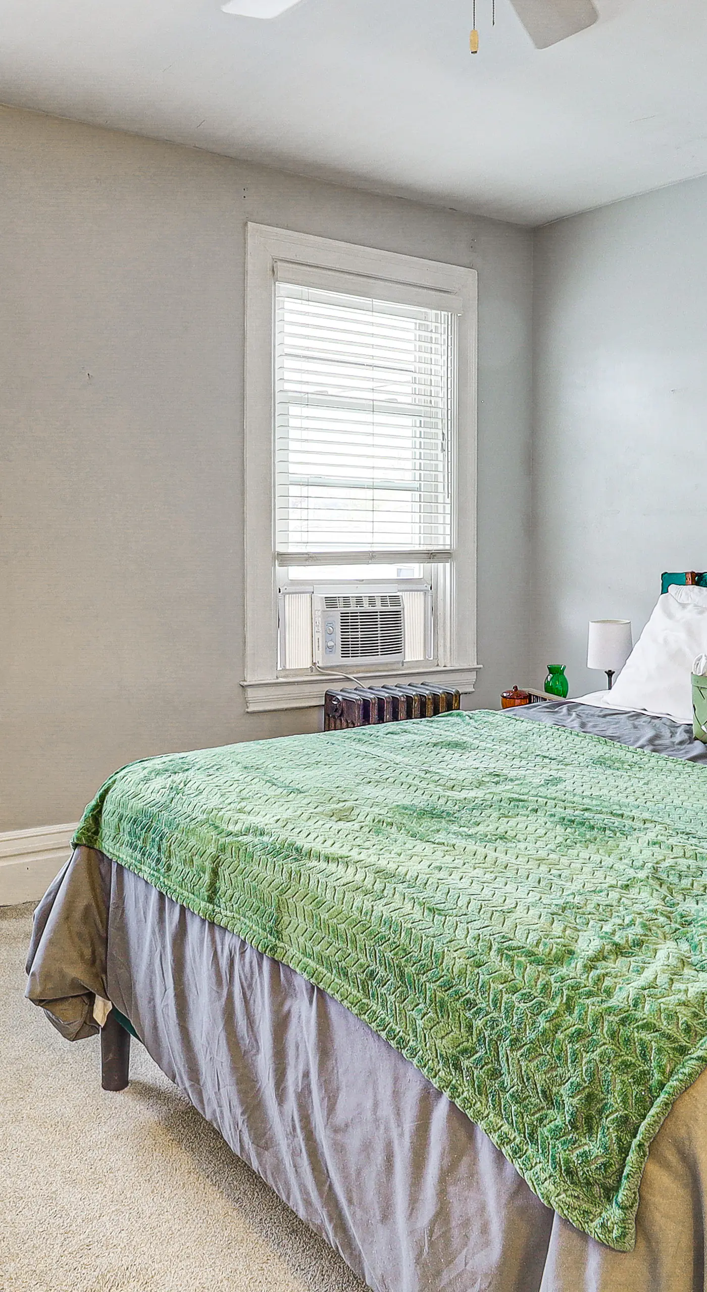 5 Mi to Dtwn Pittsburgh! Pet-Friendly Unit w/ Yard