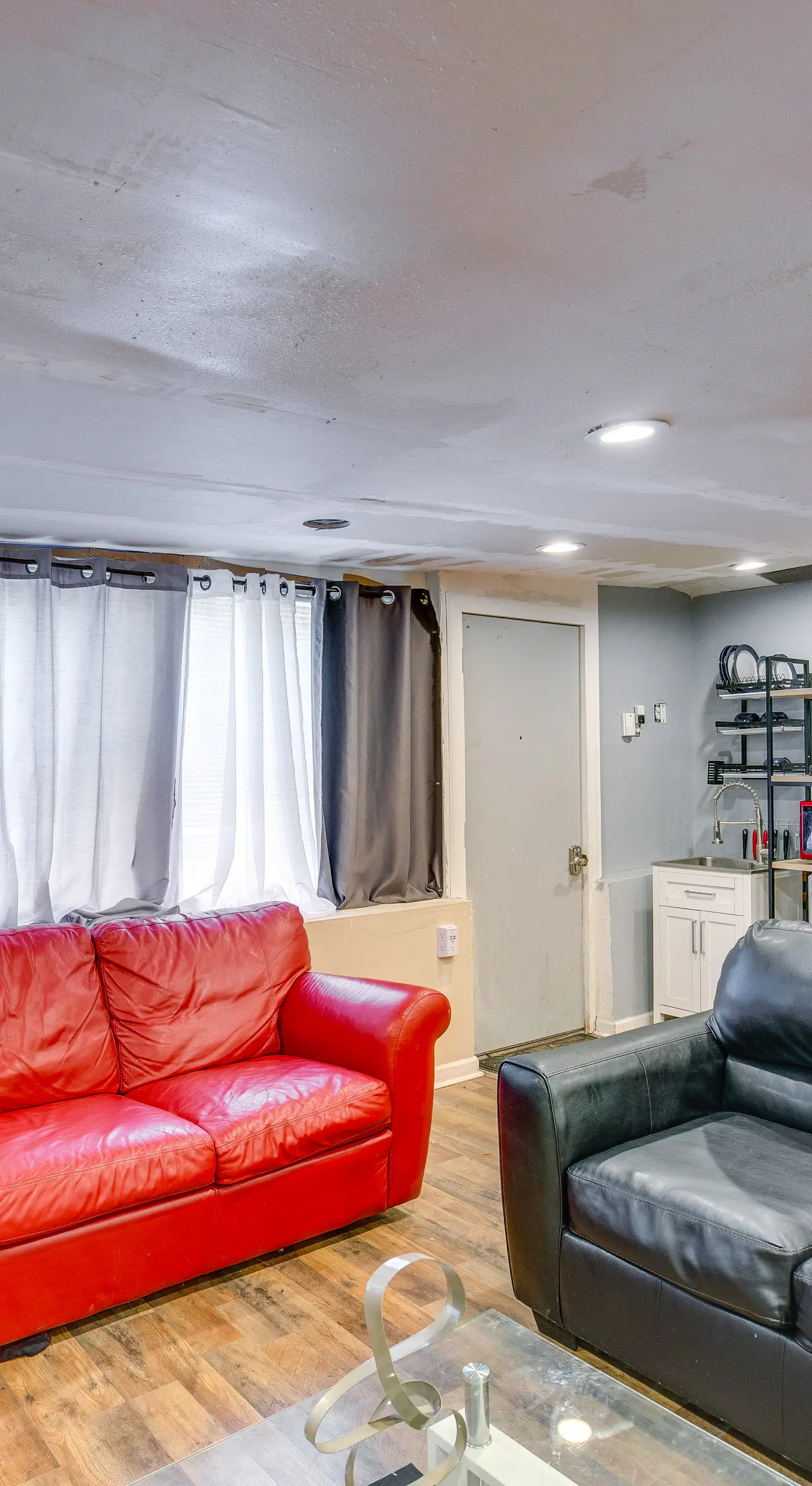 Dallas Studio w/ Home Office - 4 Mi to Fair Park!