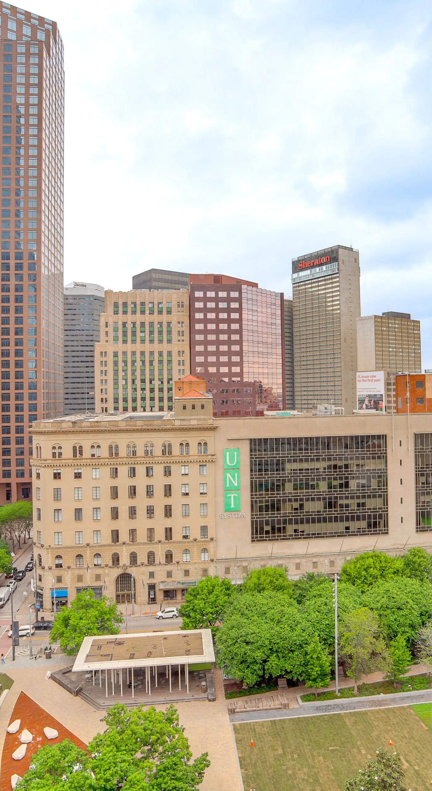 Walkable Dallas Unit Near Deep Ellum, Pets Welcome