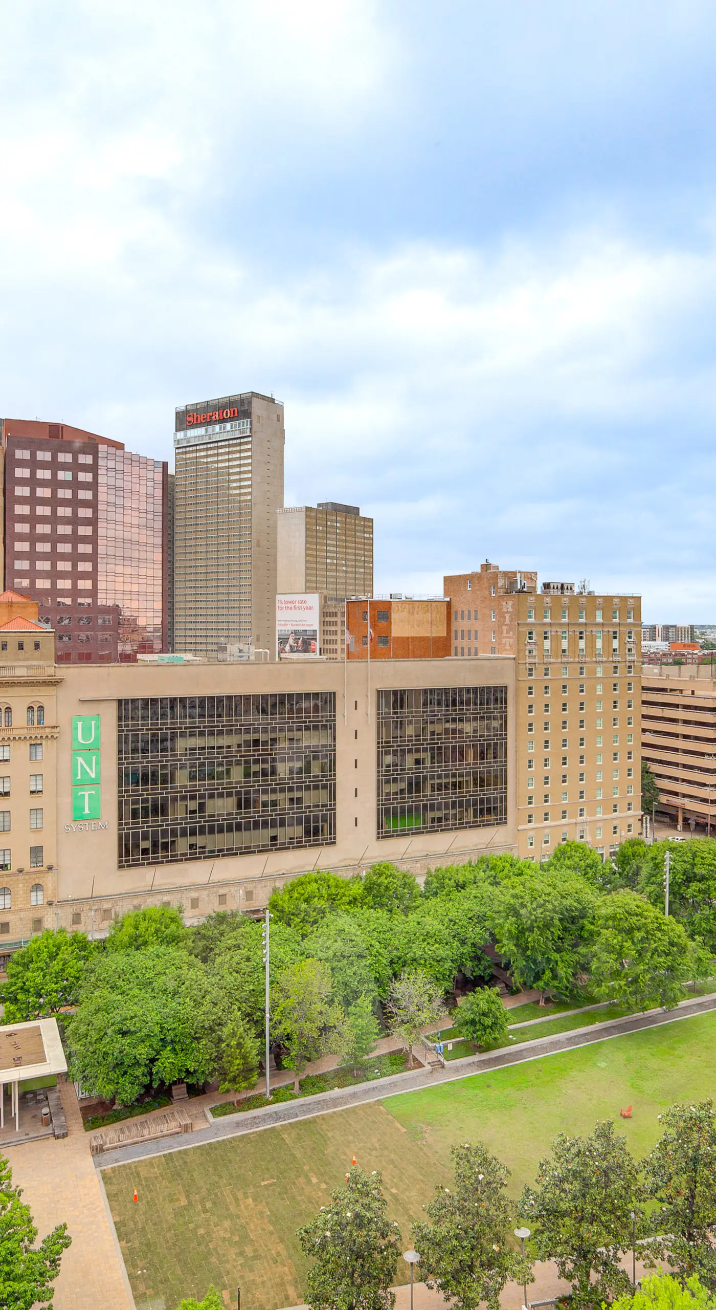 Walkable Dallas Unit Near Deep Ellum, Pets Welcome