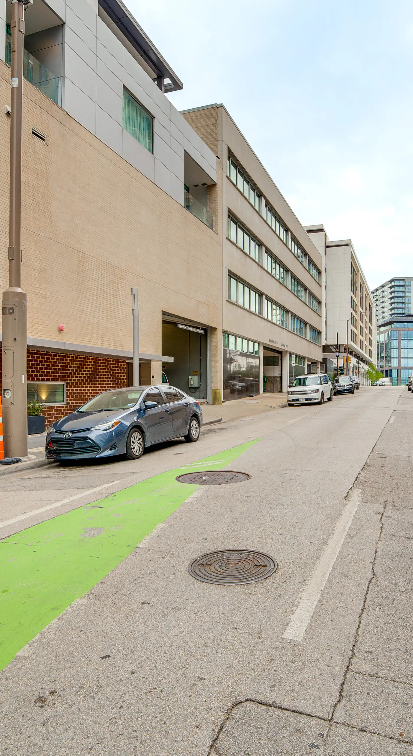 Walkable Dallas Unit Near Deep Ellum, Pets Welcome