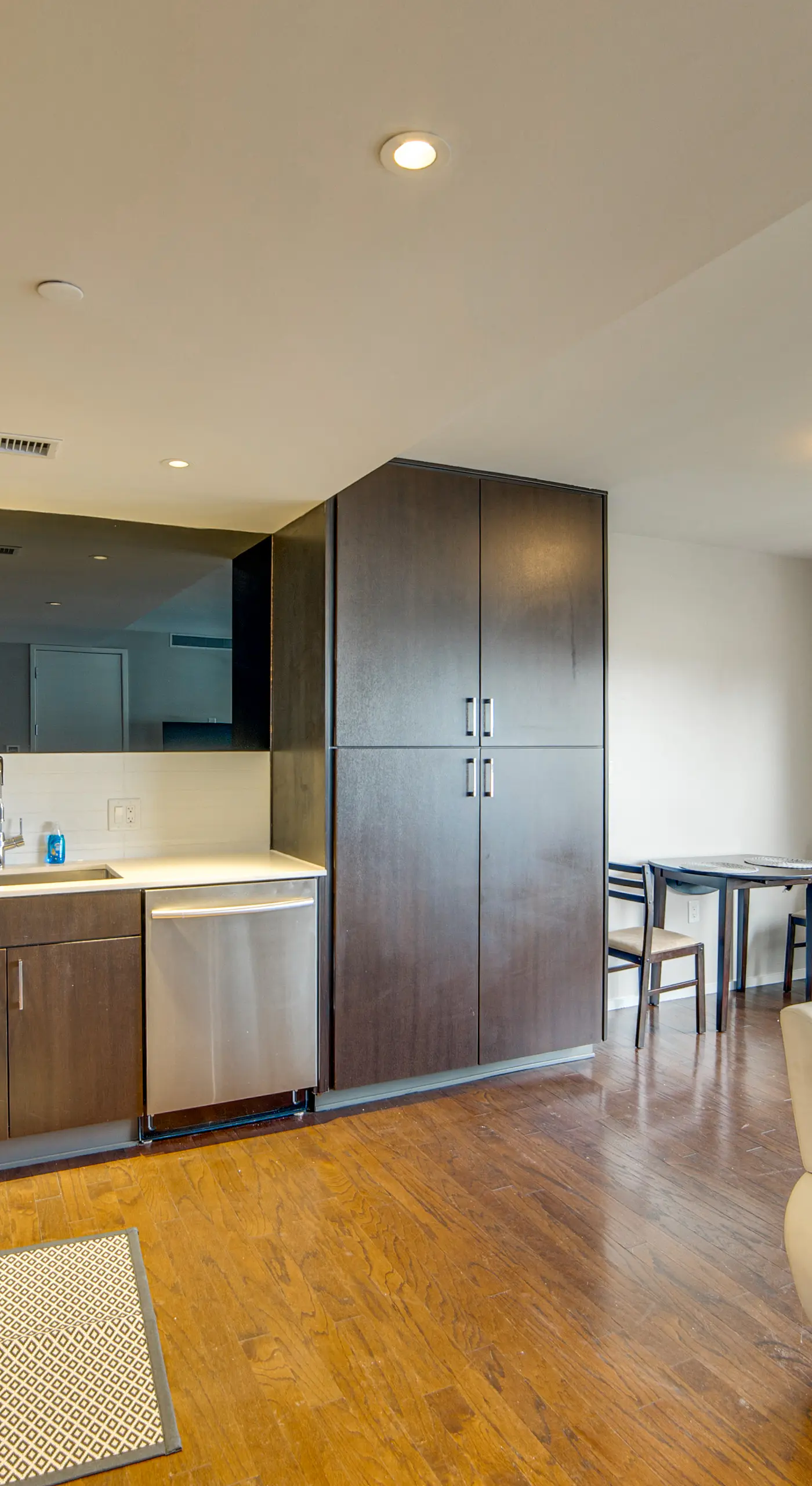 Walkable Dallas Unit Near Deep Ellum, Pets Welcome