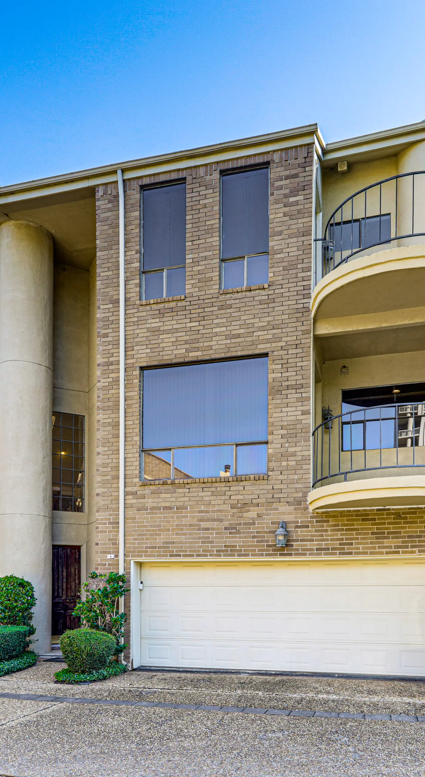 < 2 Mi to Galleria: Spacious Houston Home!