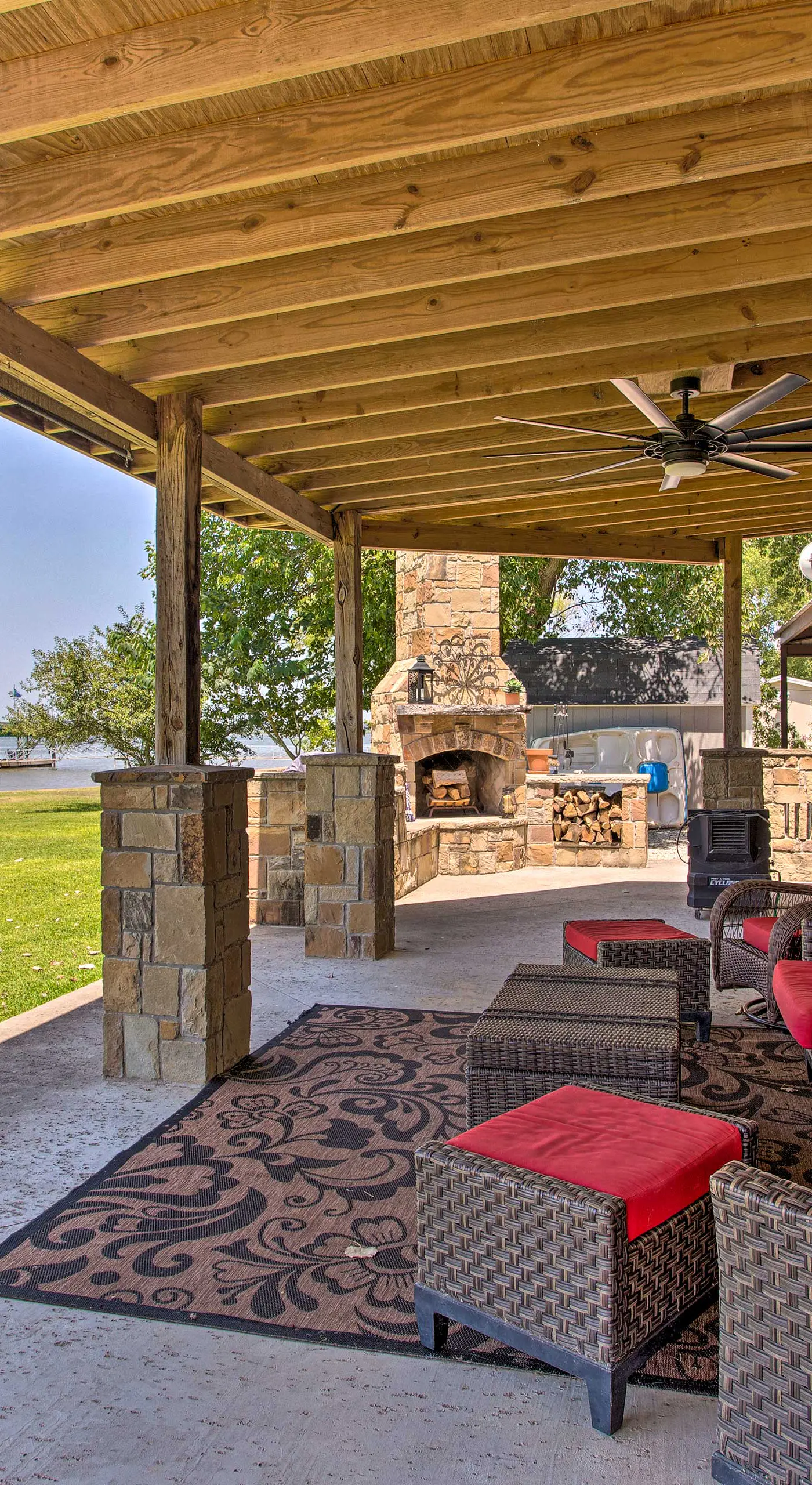 Lakefront Retreat w/ Pier, Bar Hut & Fireplace!