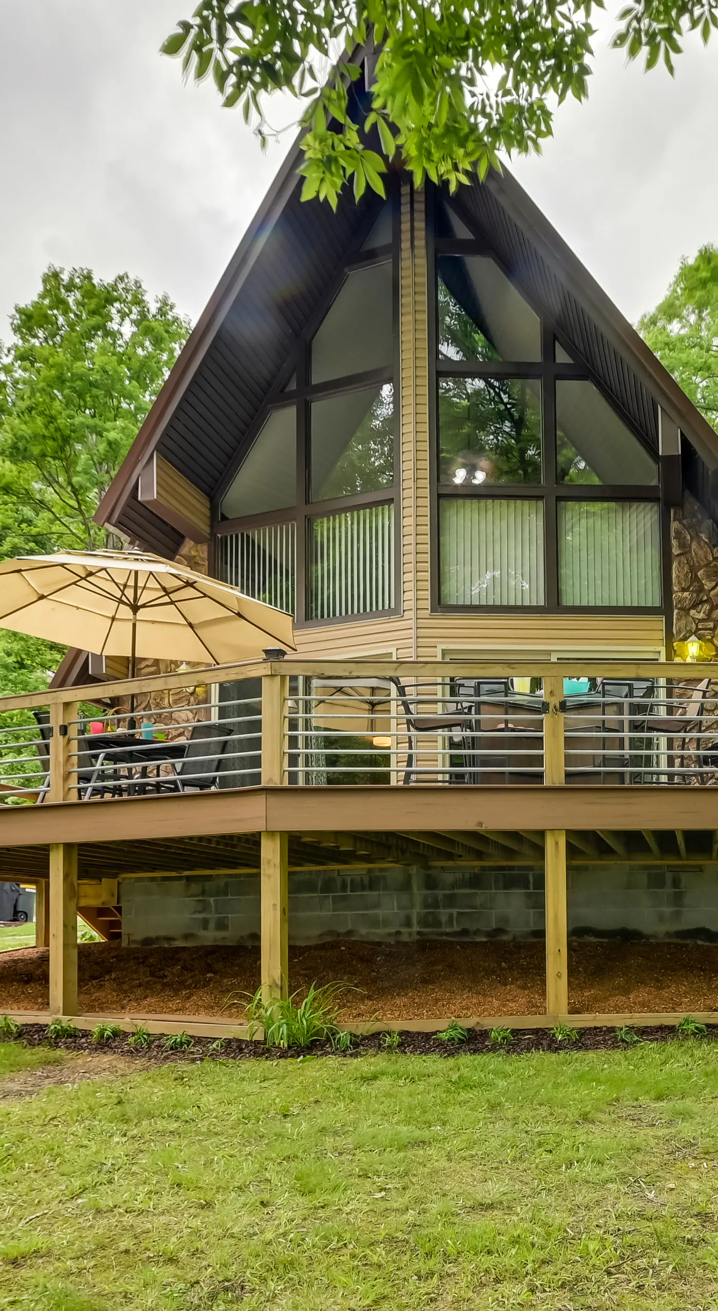 Cozy Dover Home w/ Boat Dock, Fire Pit & Deck!