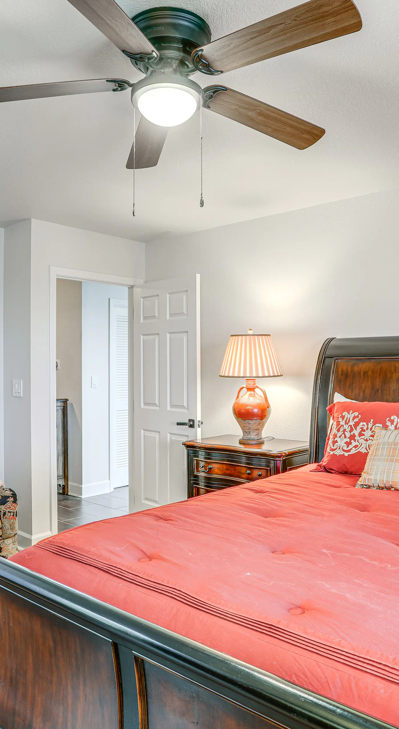 Luxe Home w/ Panoramic Greers Ferry Lake Views