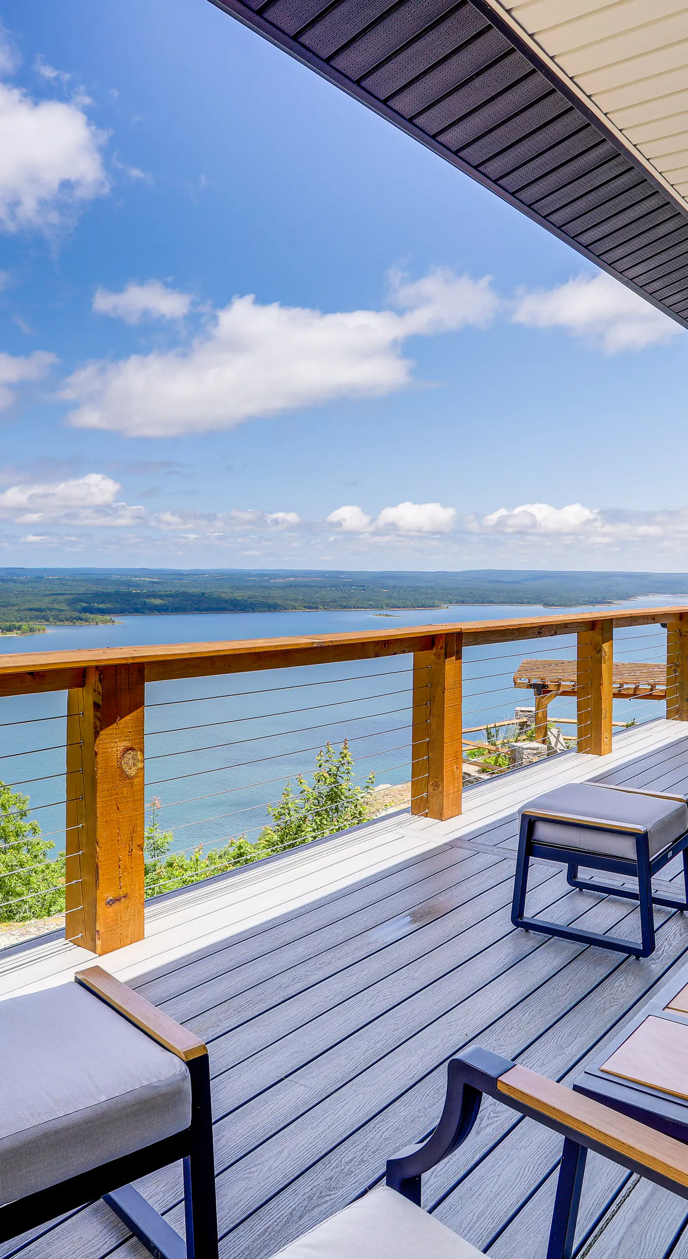 Luxe Home w/ Panoramic Greers Ferry Lake Views